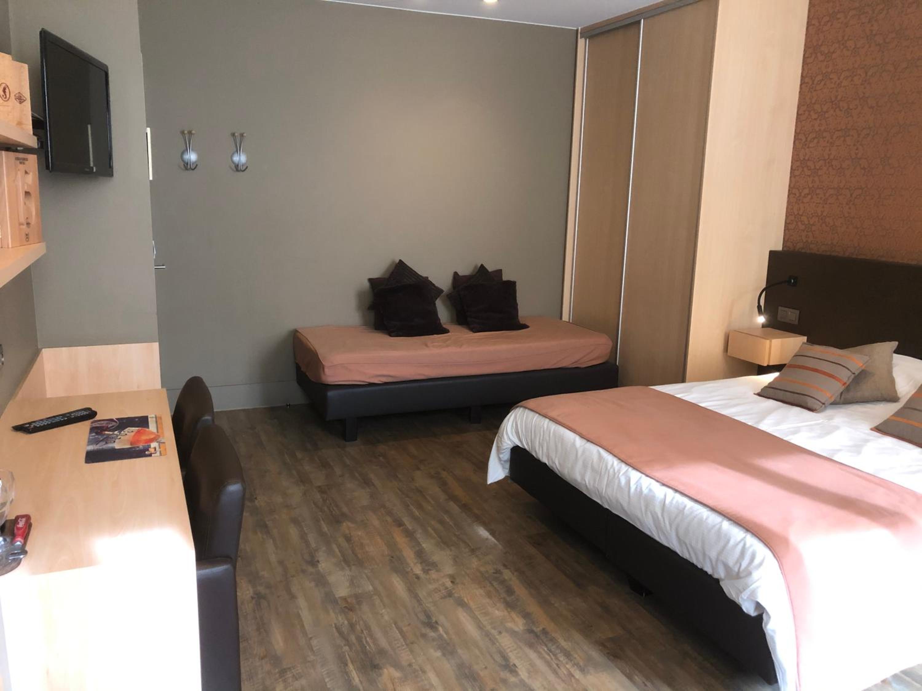 Luxury Double or Twin Room - Photo 2