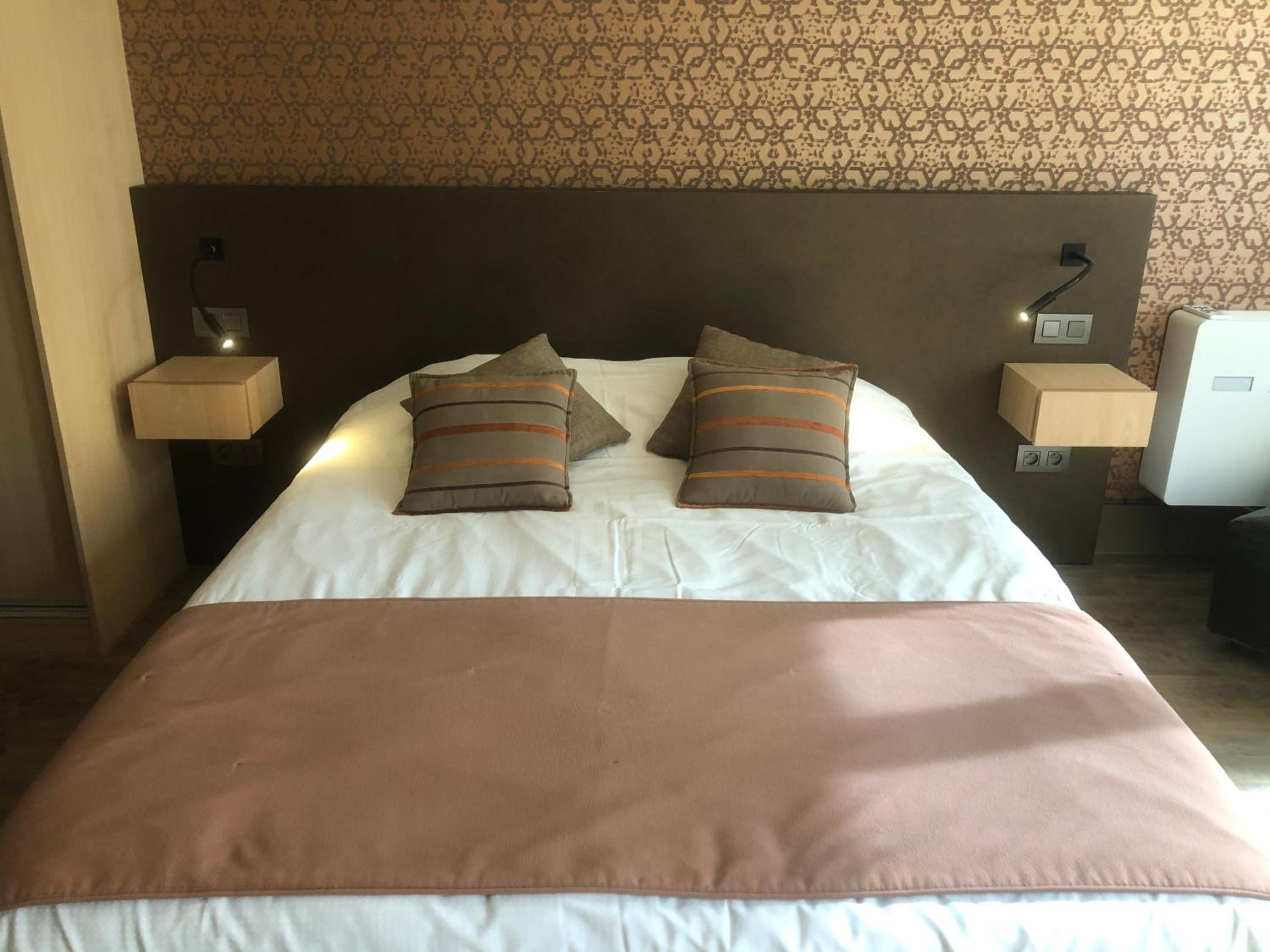 Luxury Double or Twin Room - Photo 5
