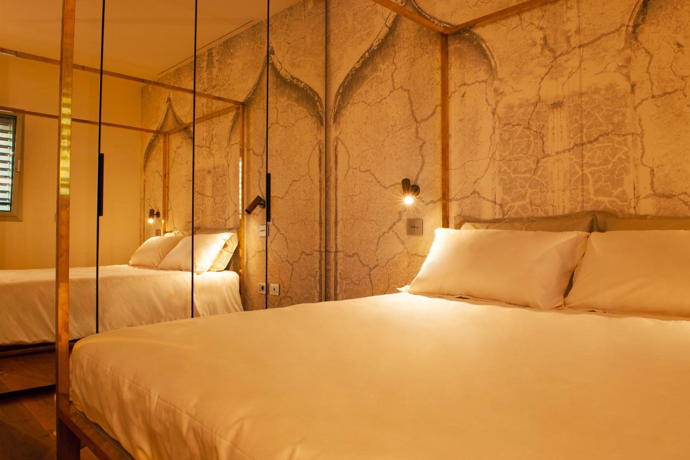 Double Room with Private Bathroom photo 1
