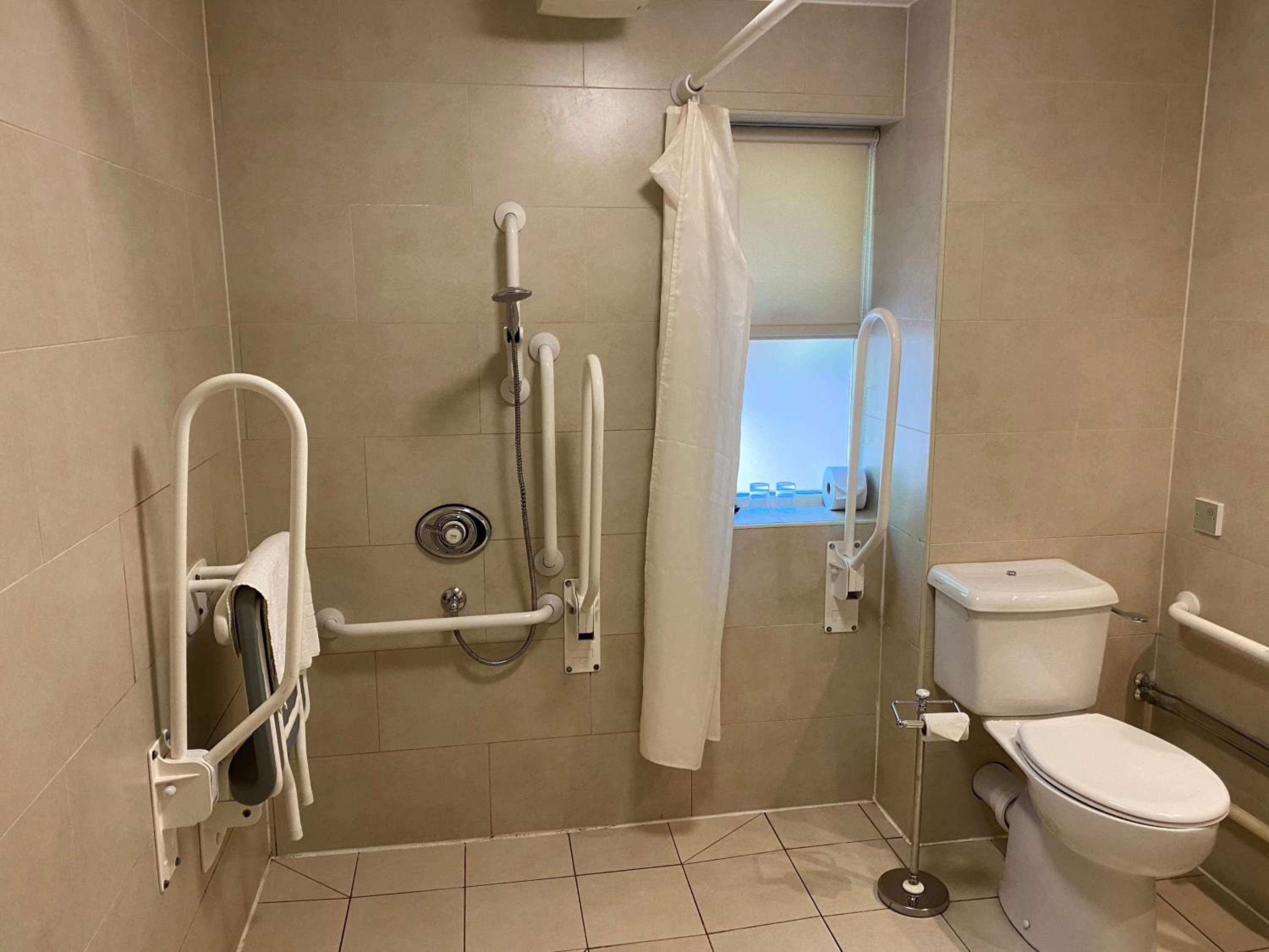 Double Room - Disability Access photo 2