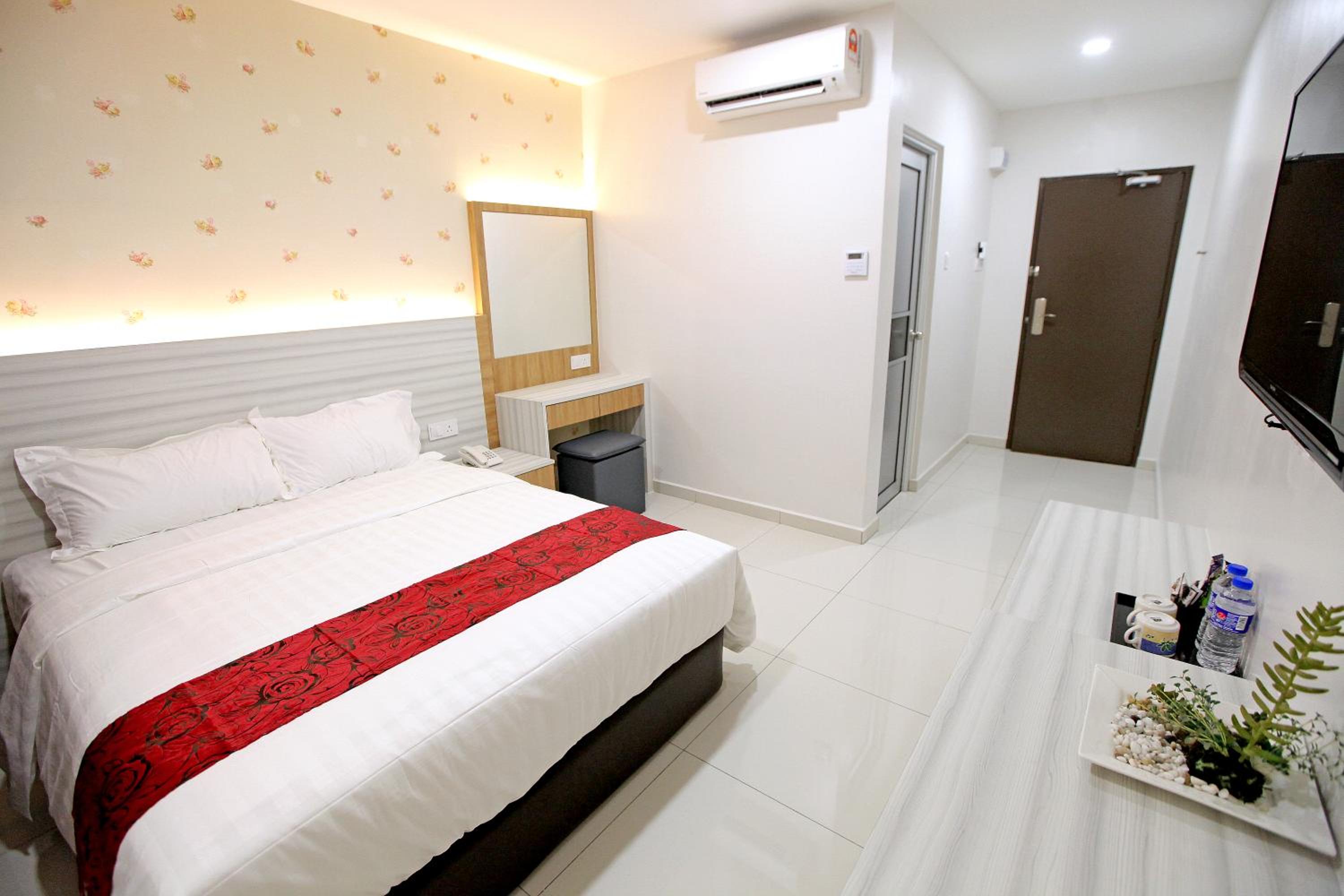 Deluxe Suite photo 1