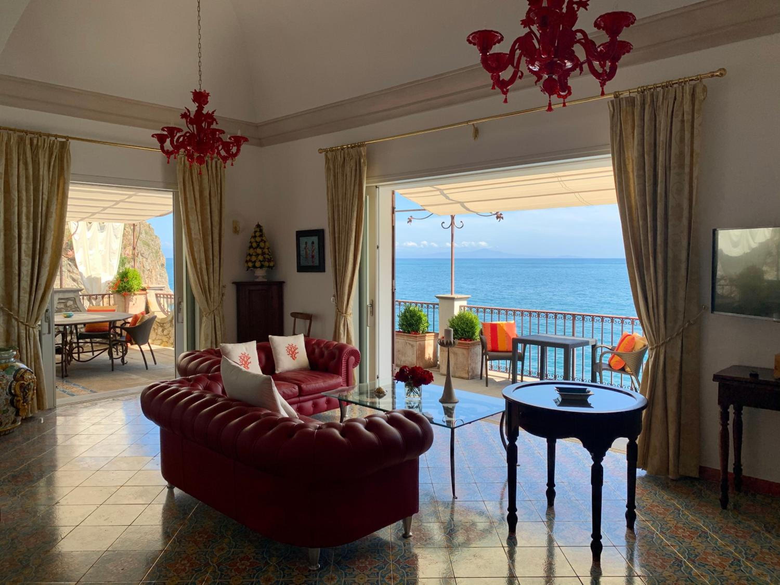King Suite with Sea View - Photo 2