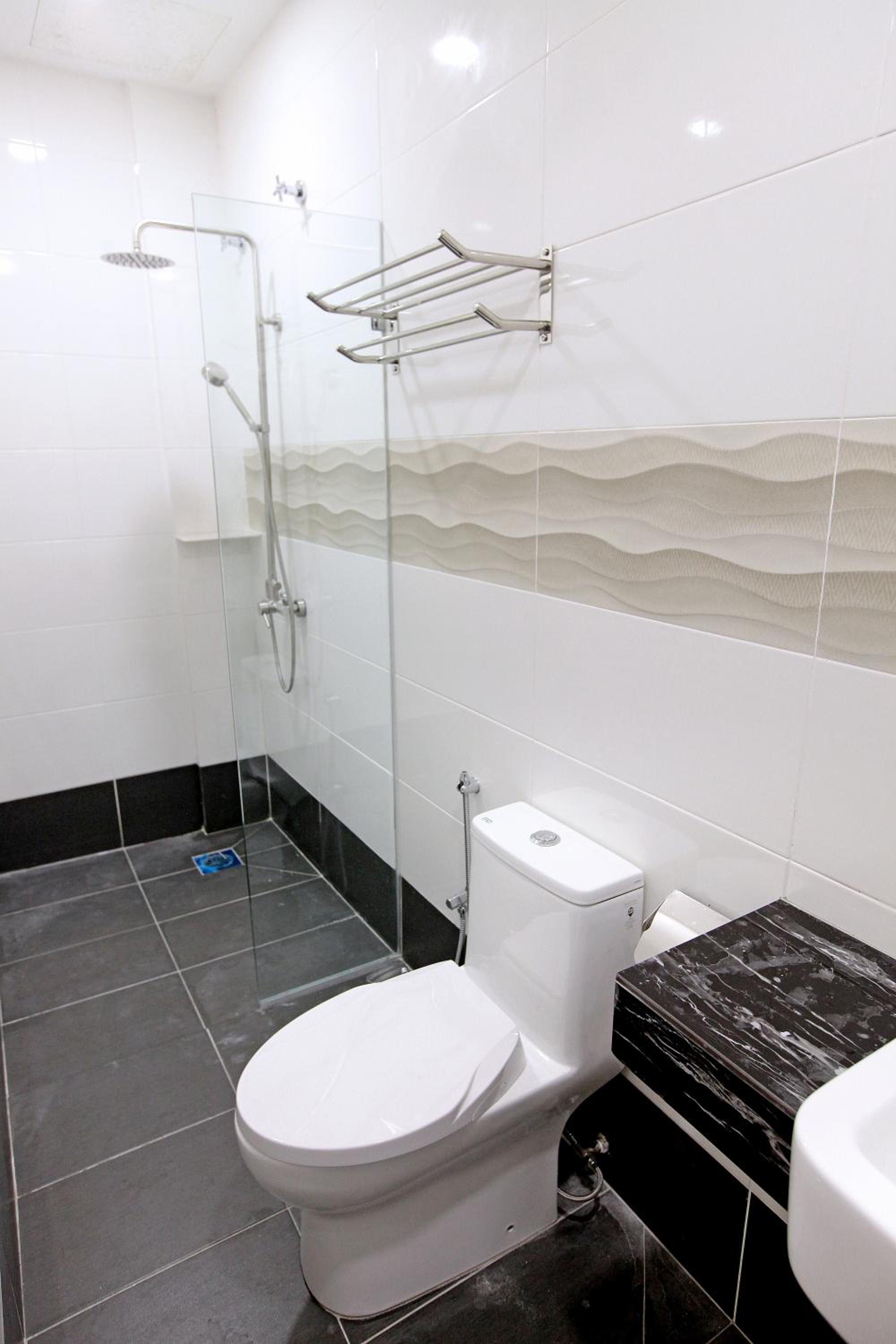 Standard Twin Room - Photo 4