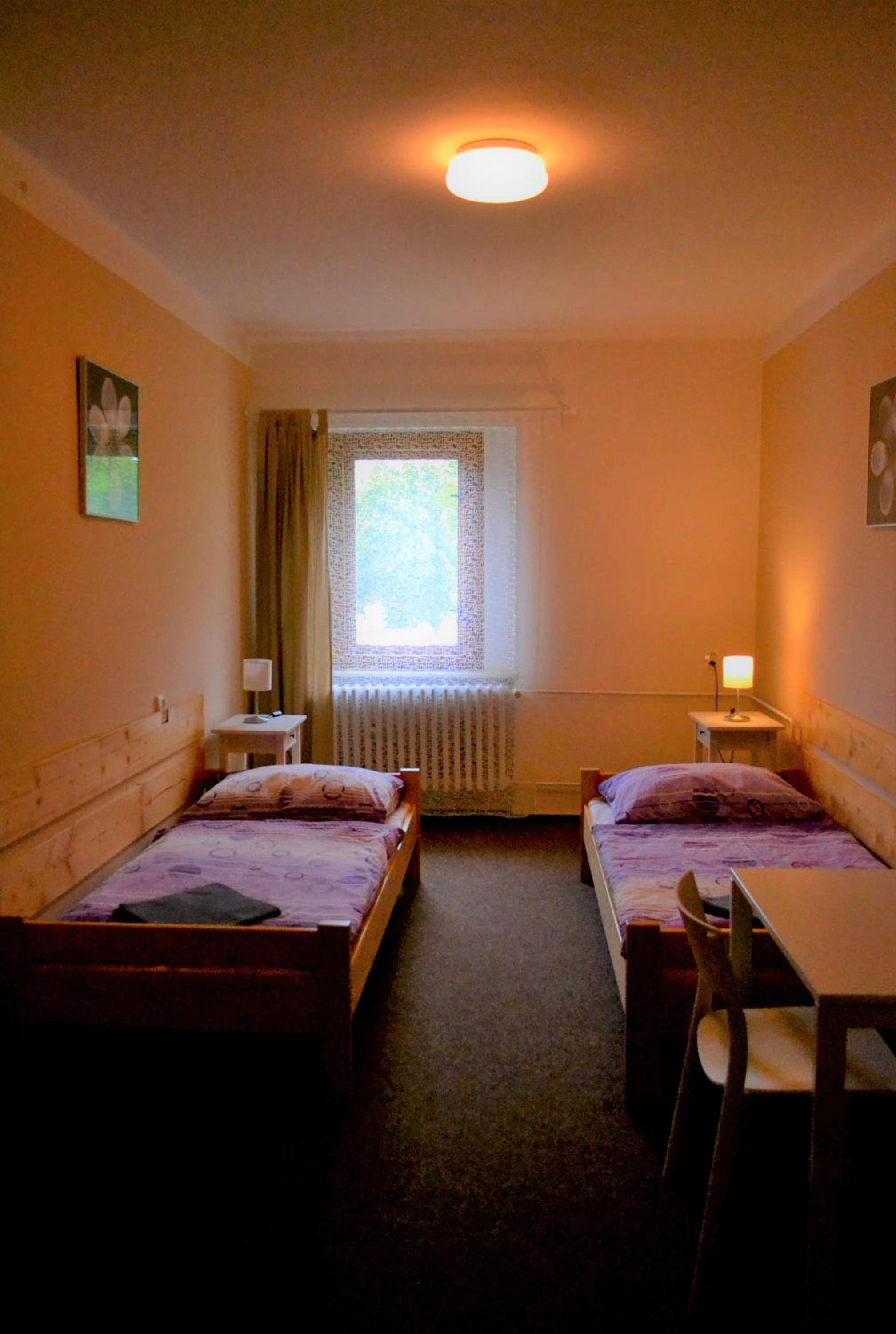 Single Room with Shared Bathroom photo 2