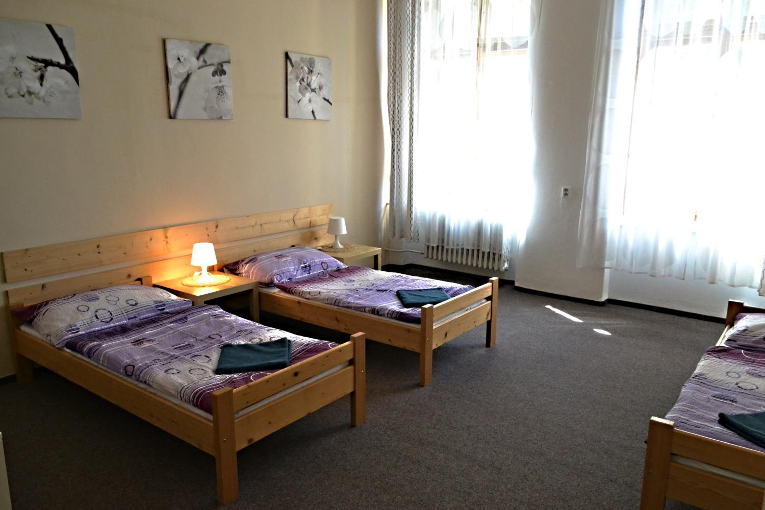 Triple Room with Shared Bathroom photo 3