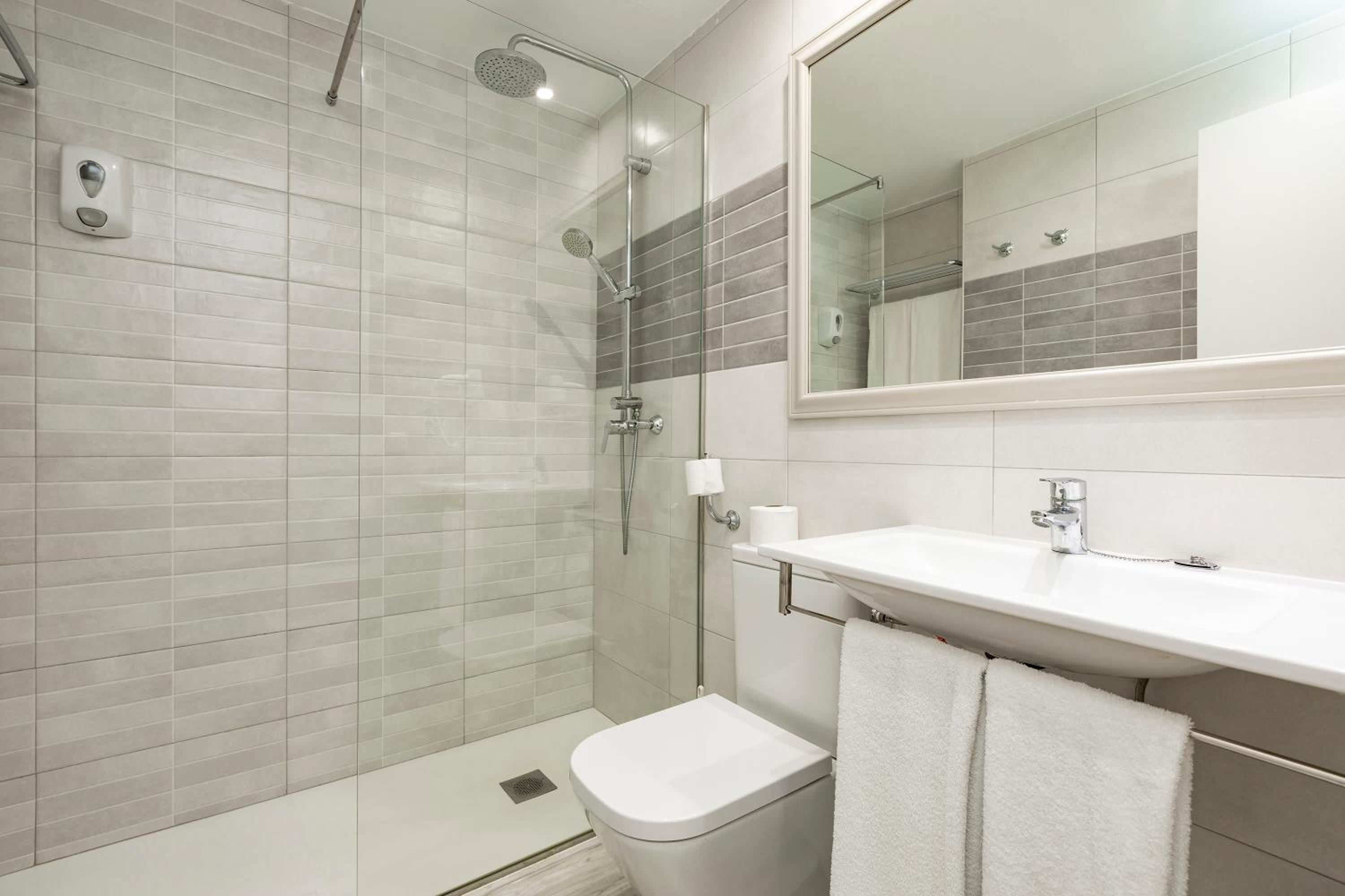 Standard Apartment (2 Adults + 2 Children) photo 3