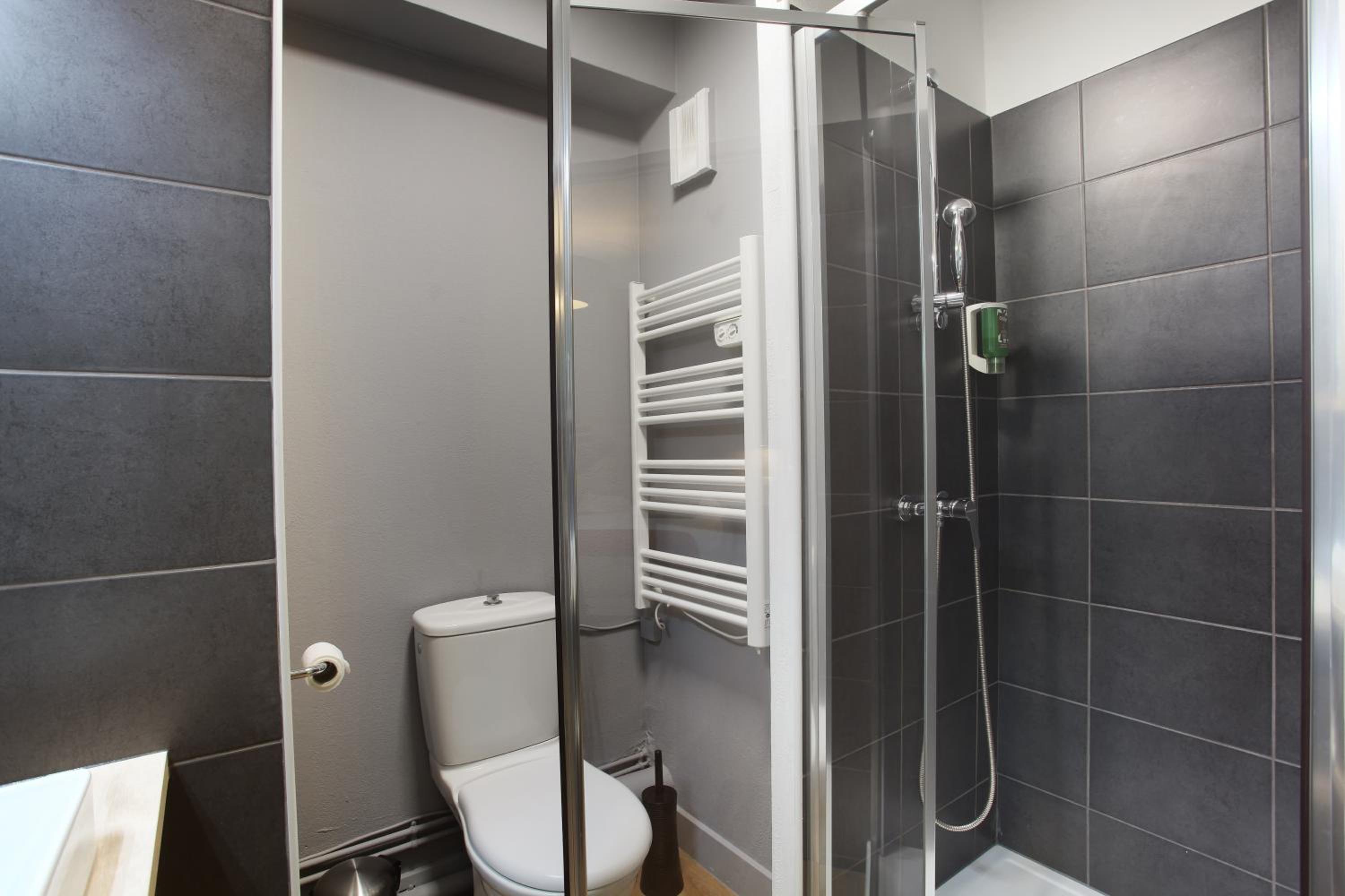 Standard Studio (2 Adults) - Photo 5