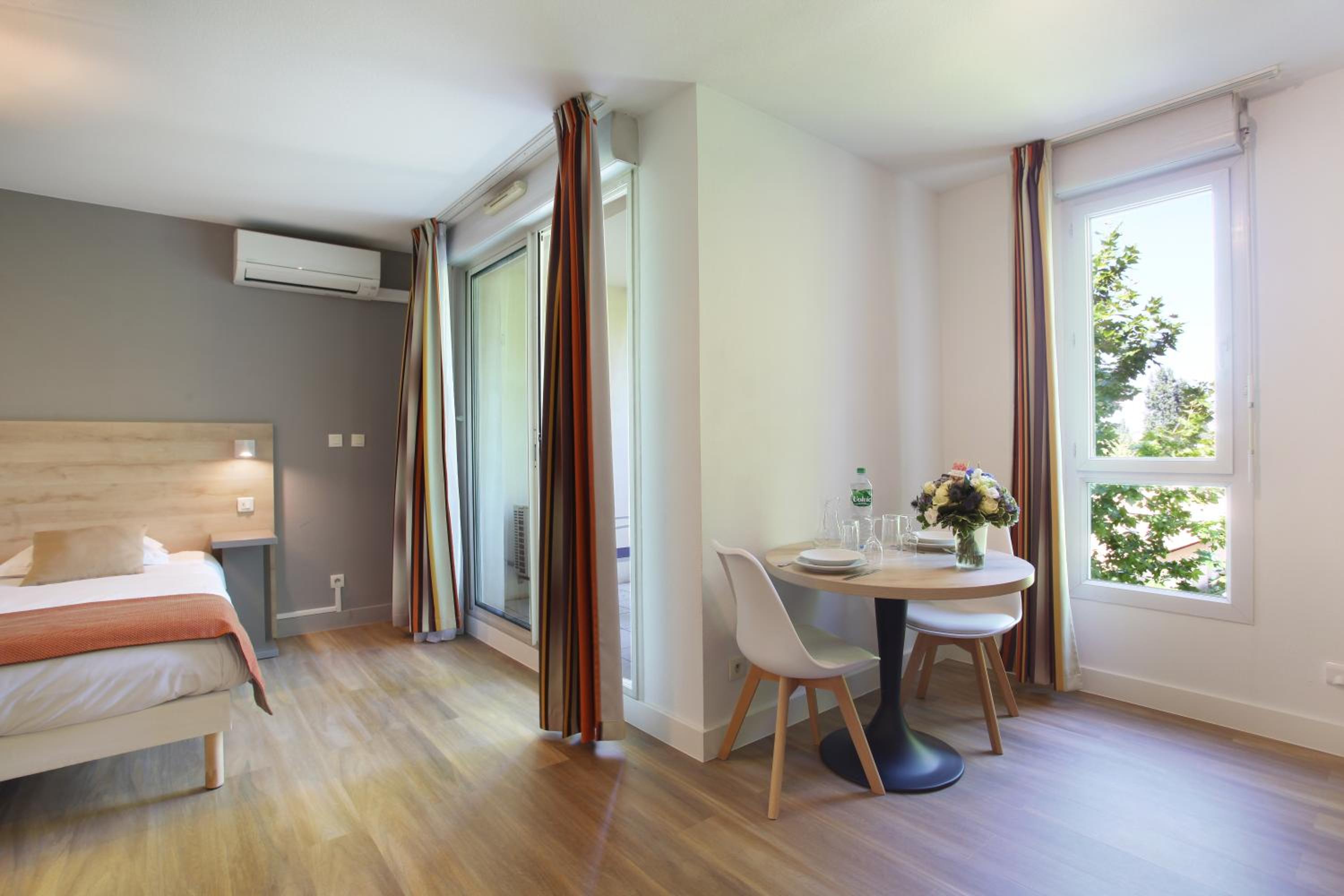 Standard Studio (2 Adults) - Photo 3