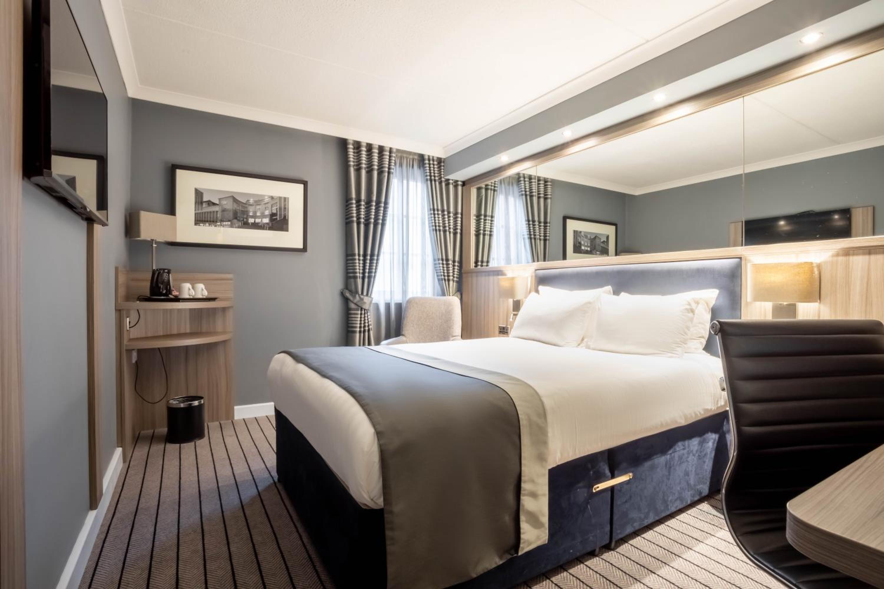 Standard Double Room - Photo 4