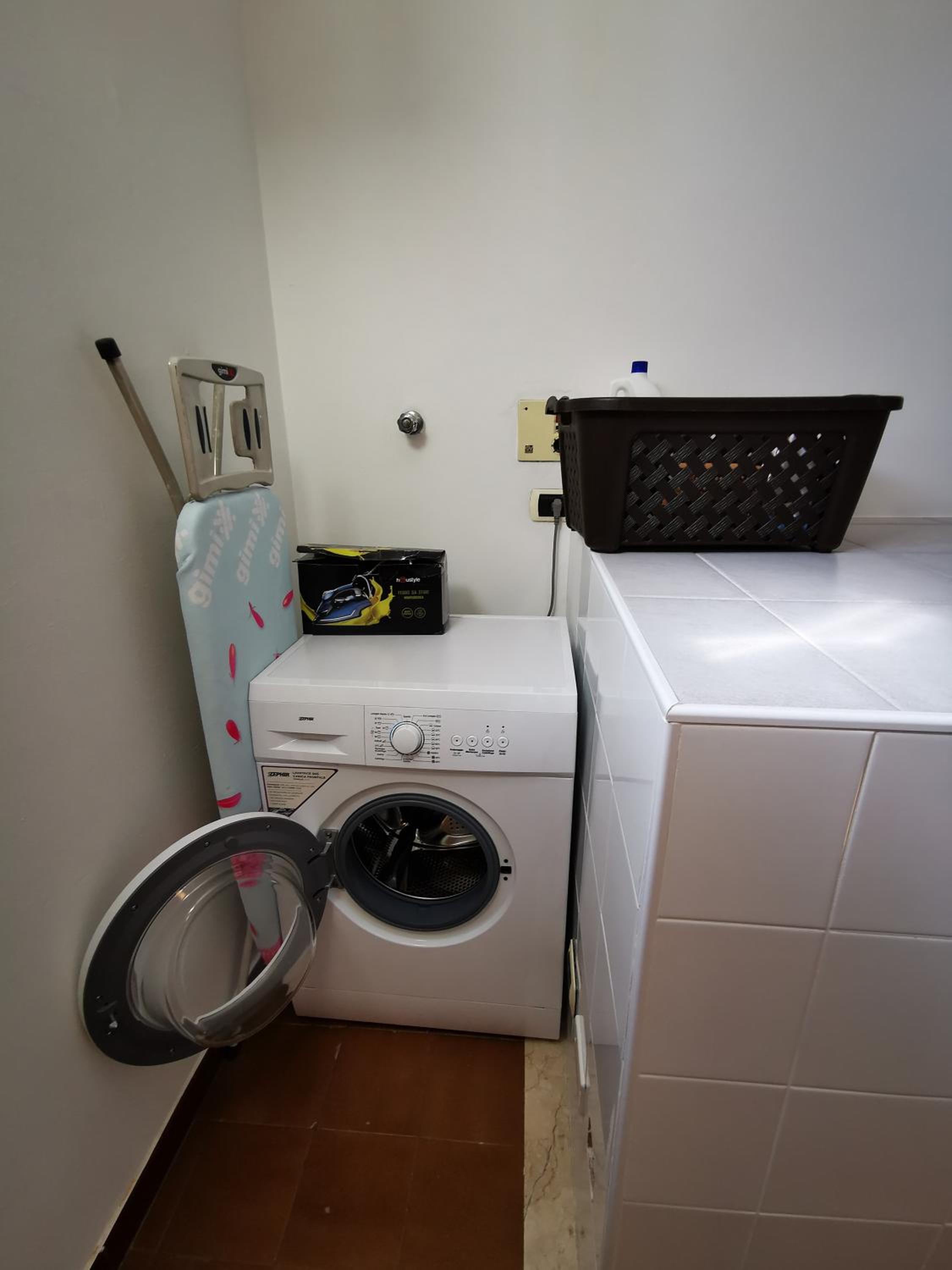 One-Bedroom Apartment - Photo 27