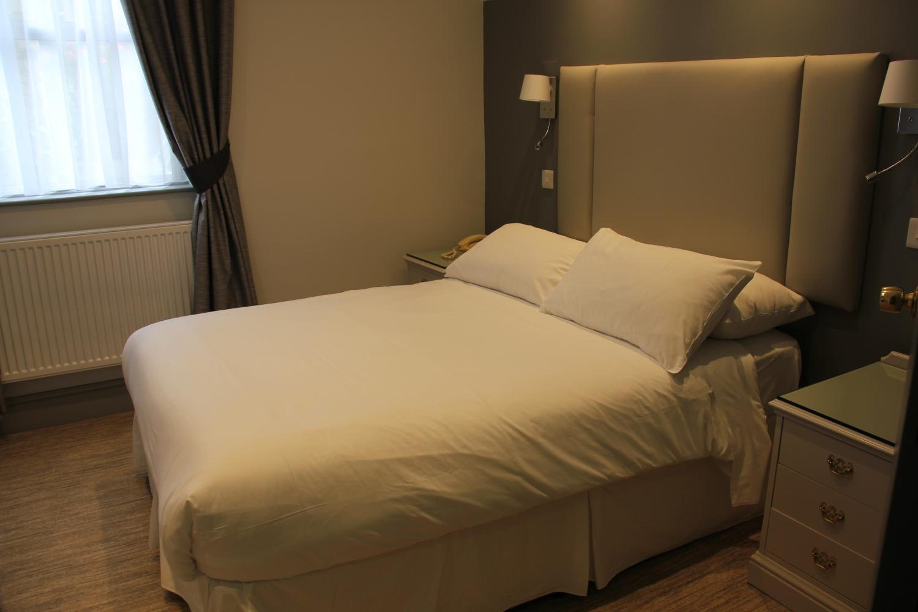 Double Room - Photo 1