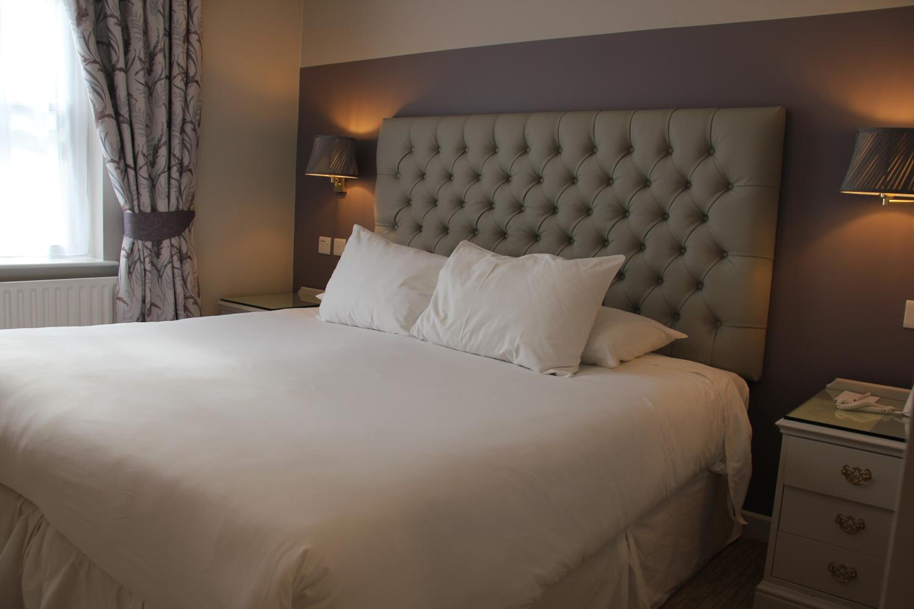 Deluxe Double Room - Photo 8