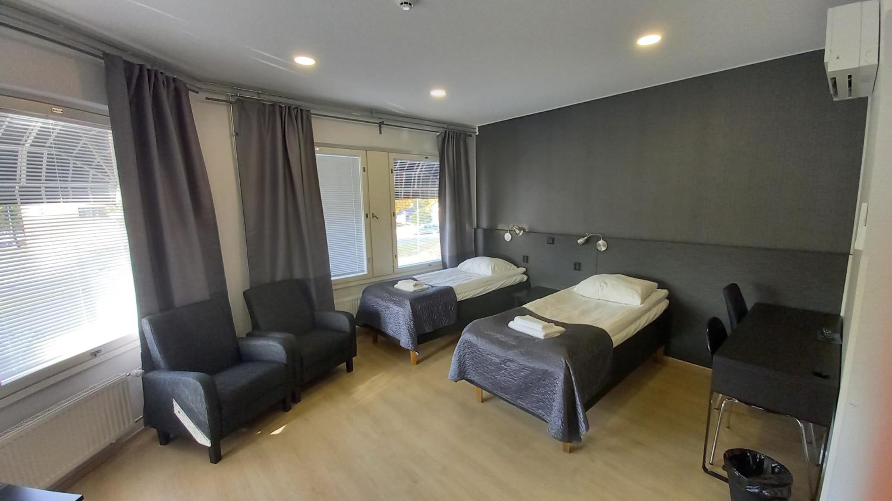 Large Double Room photo 1
