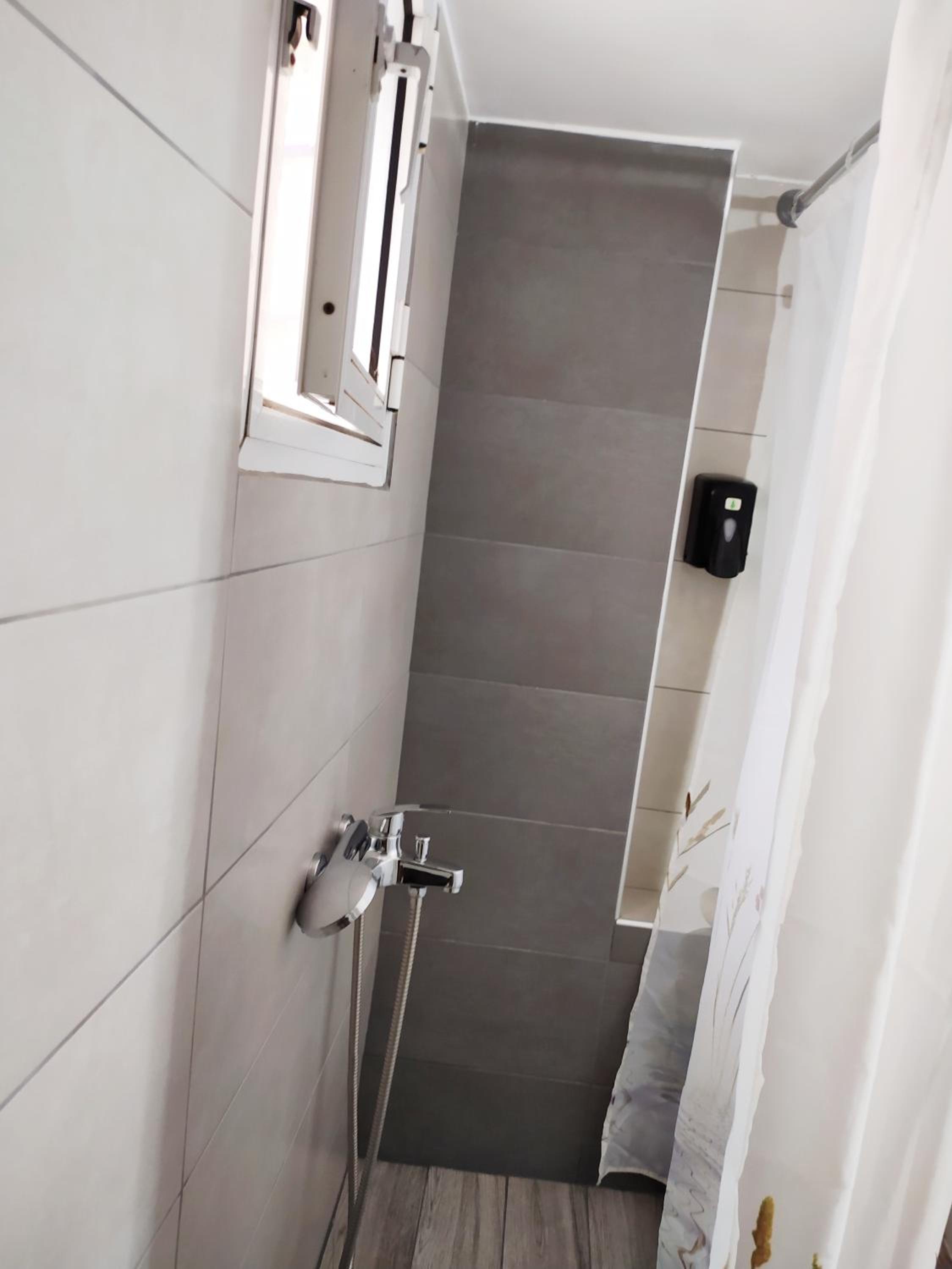 Apartment - Photo 22