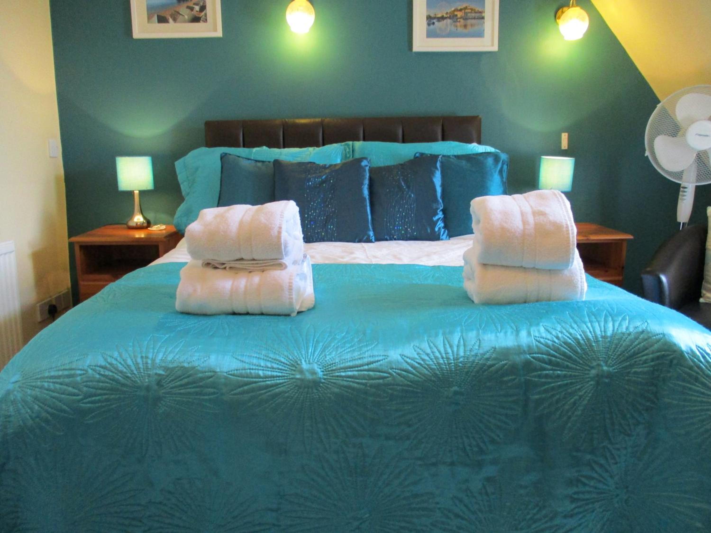 Large Double Room photo 2