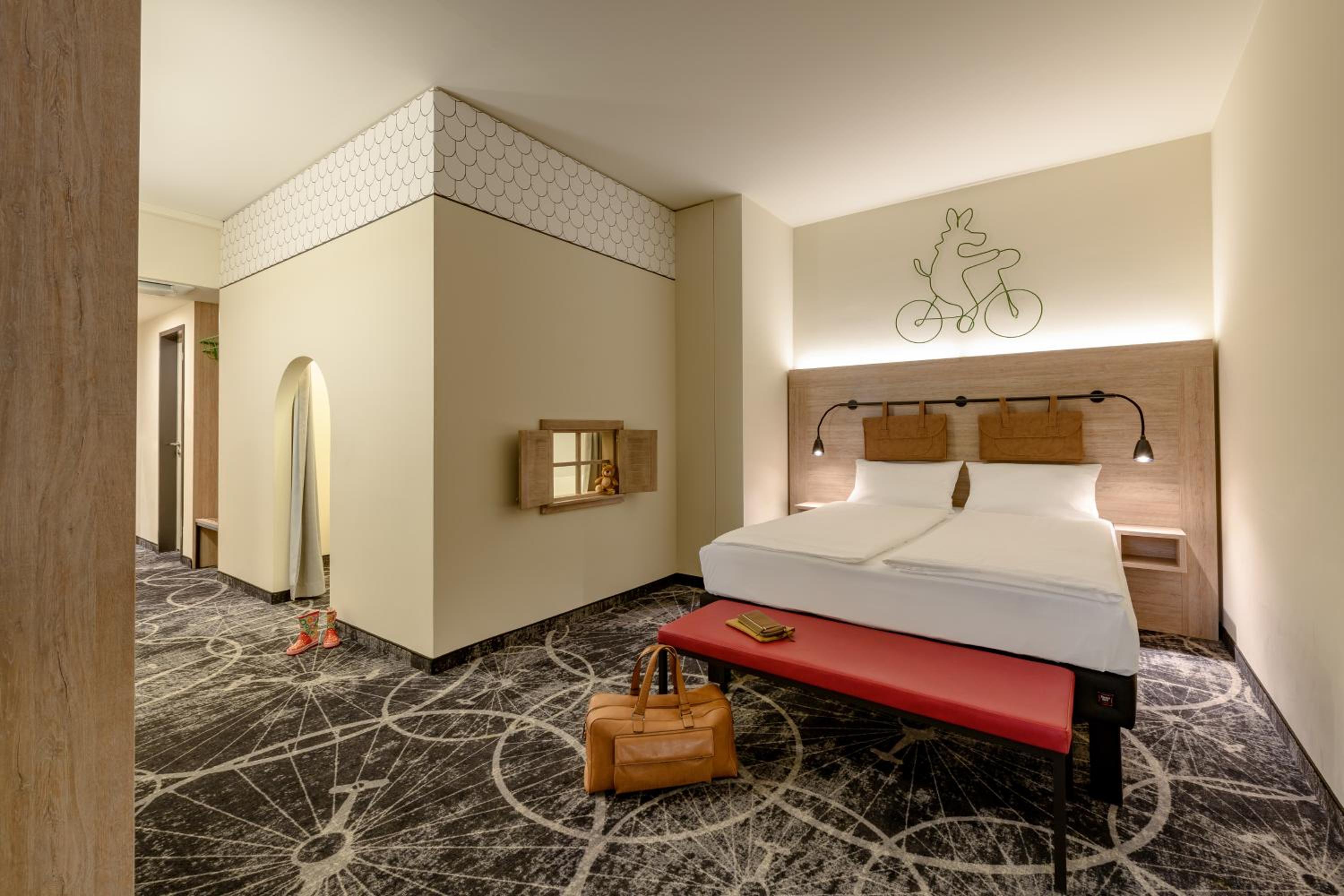 Family Room with Double Bed and Bunk Bed - Photo 1