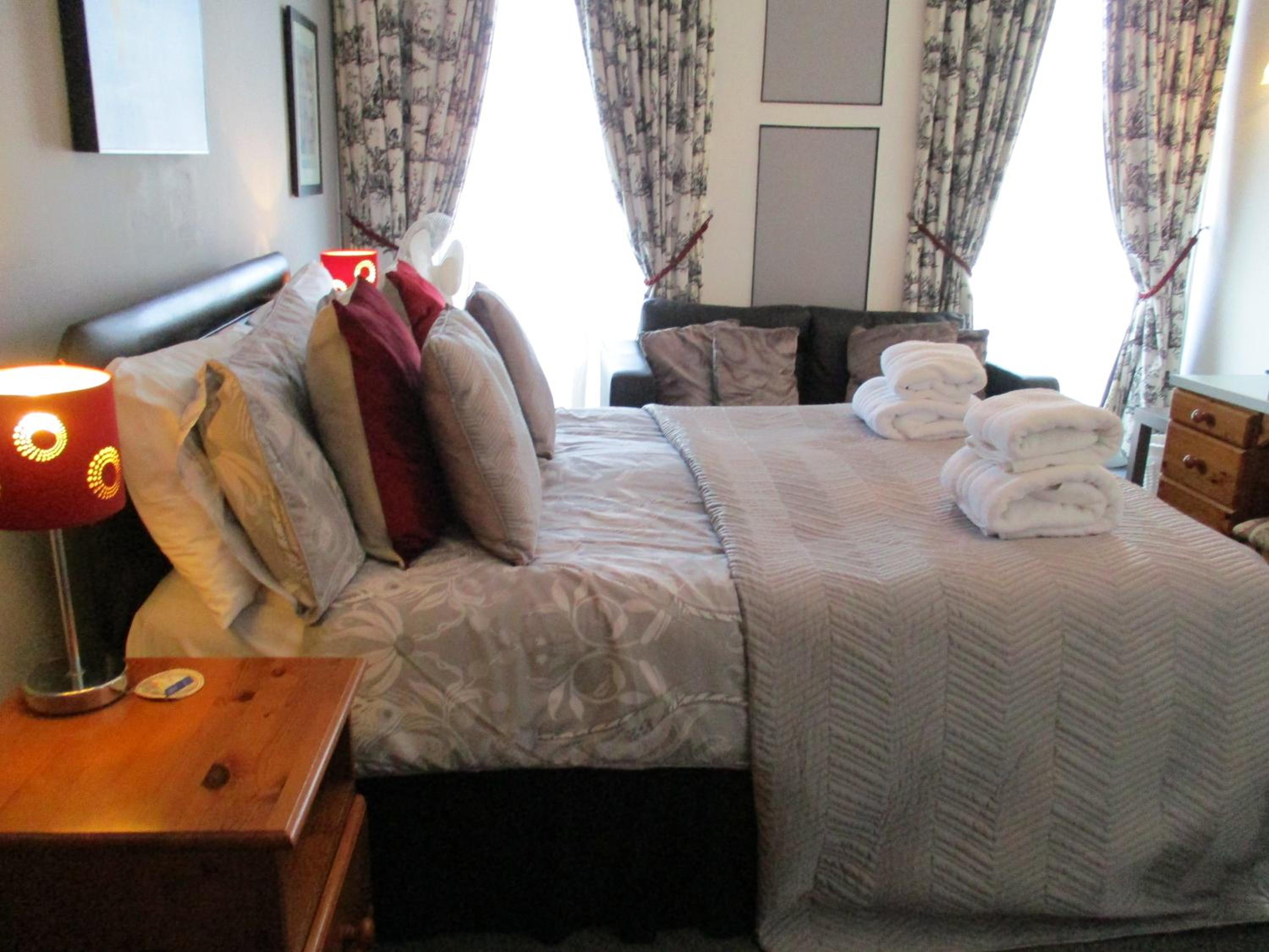 Superior Large Double Room photo 2