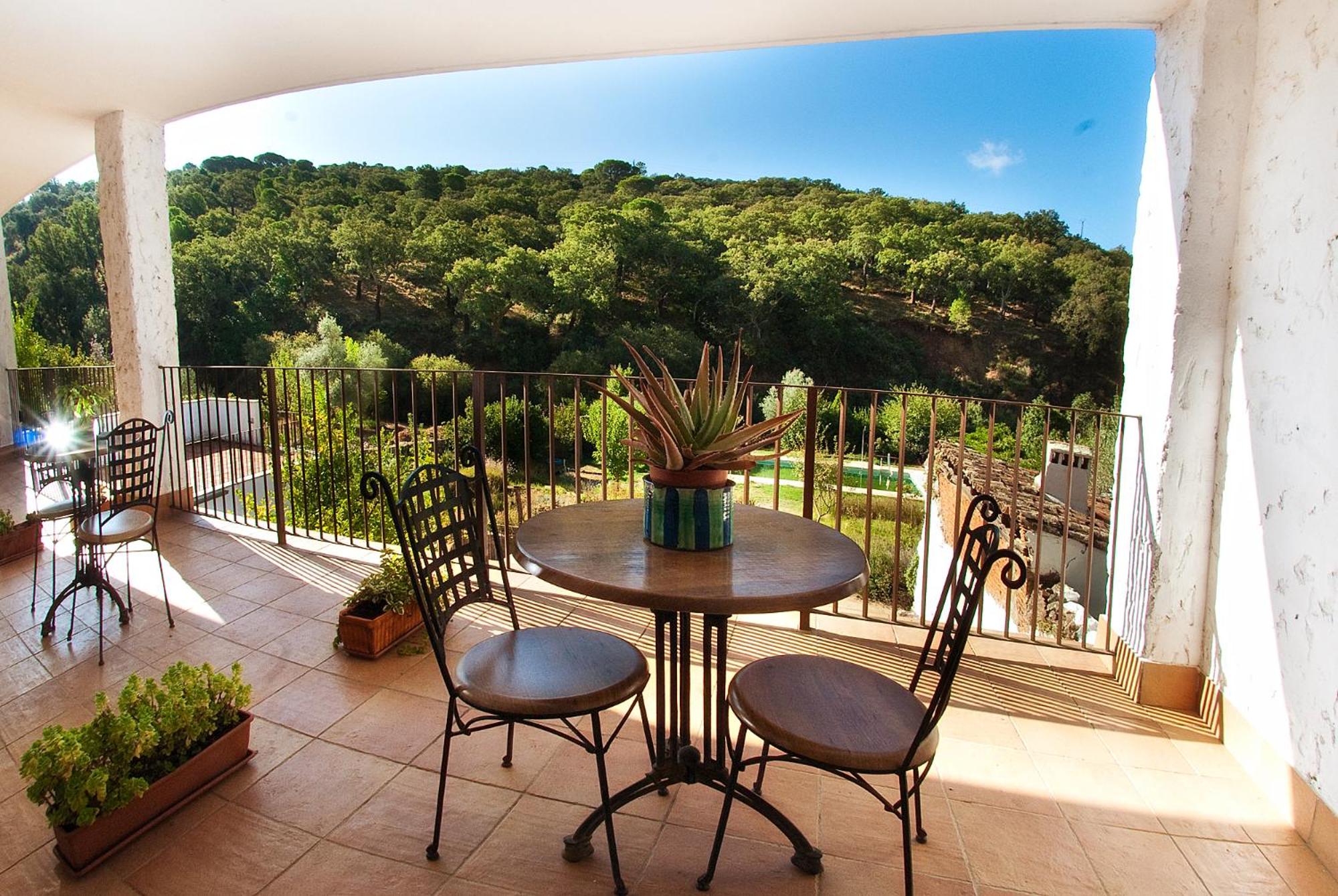 Double or Twin Room with Garden View photo 3
