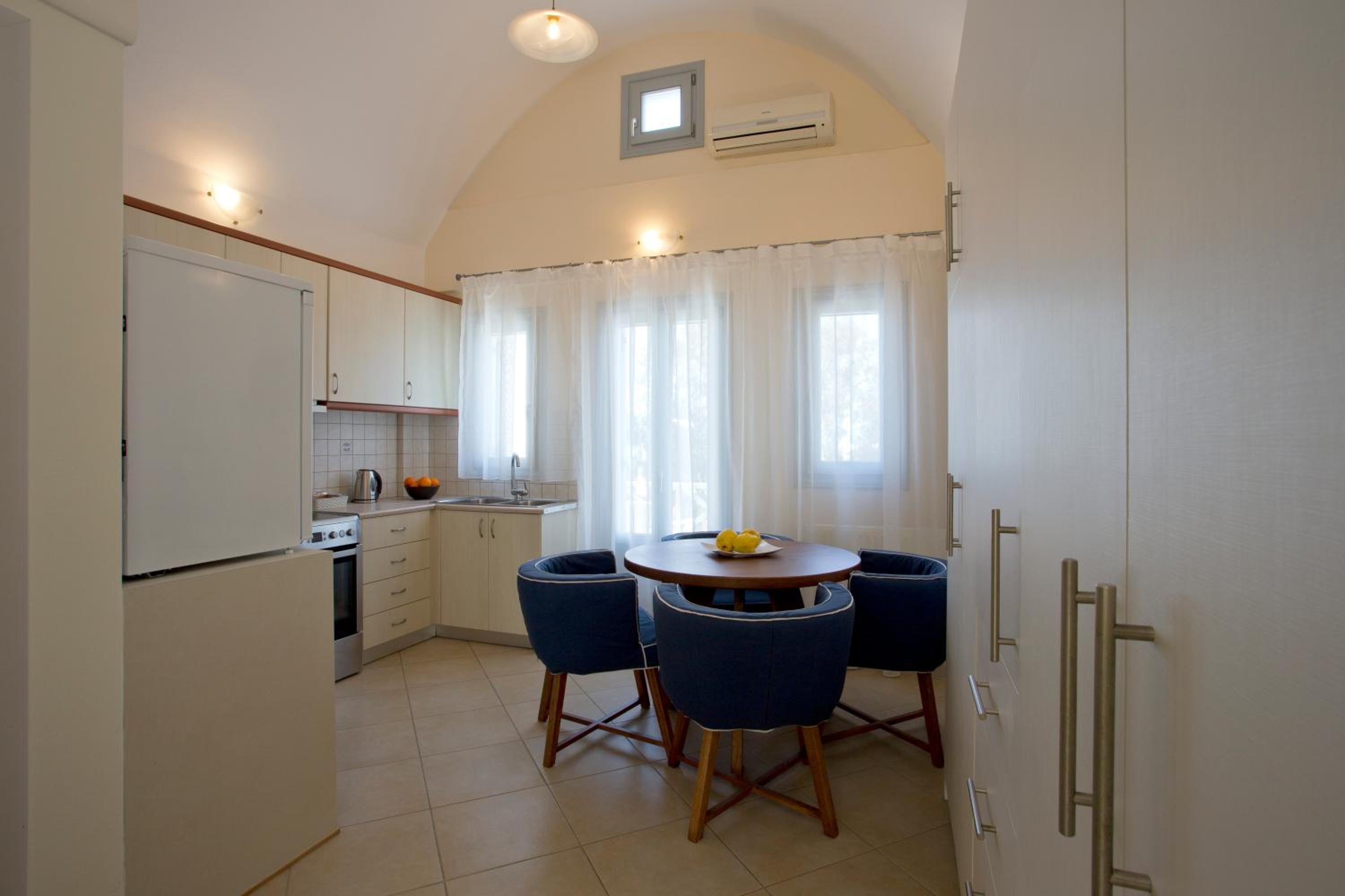 Maisonette photo 2