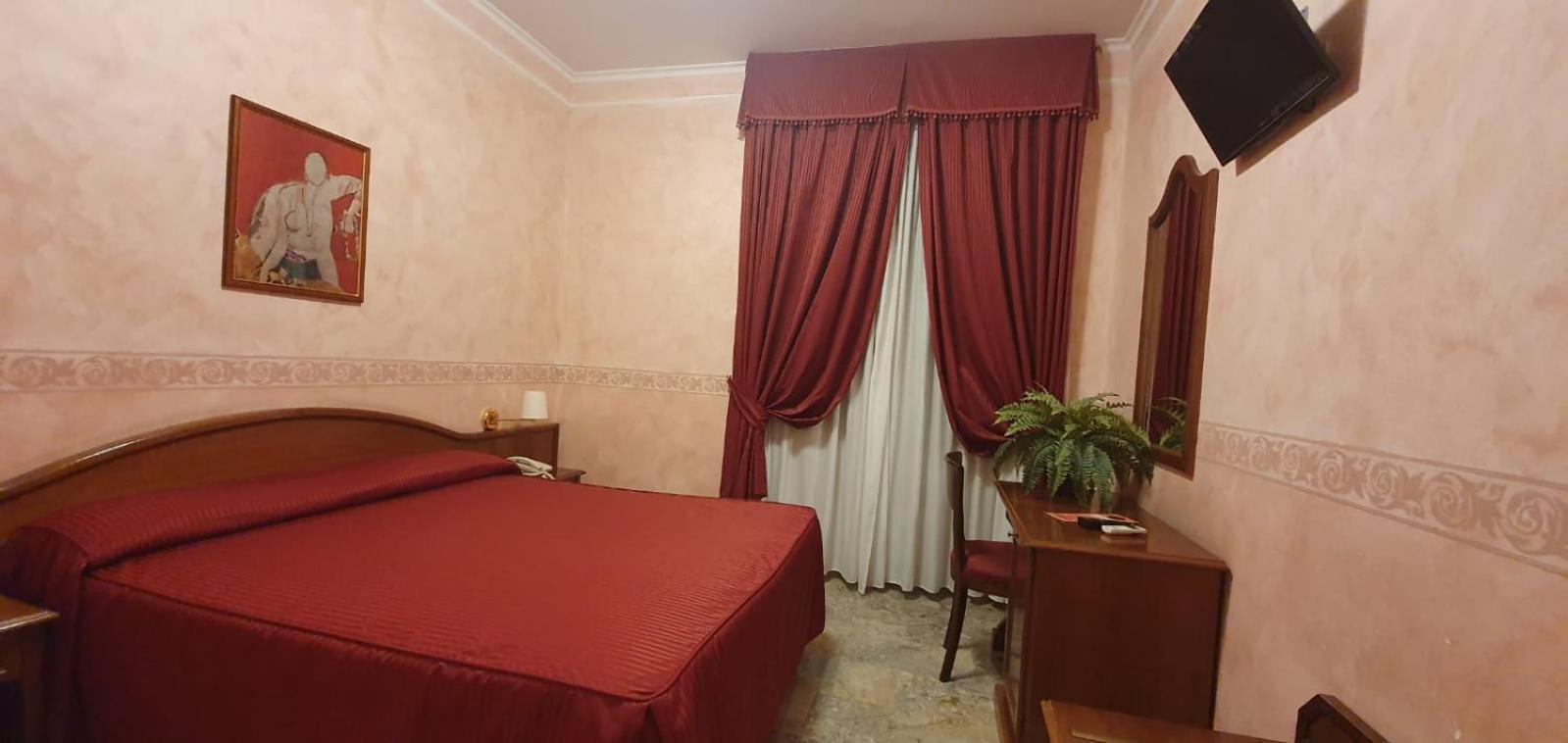 Superior Double or Twin Room photo 2