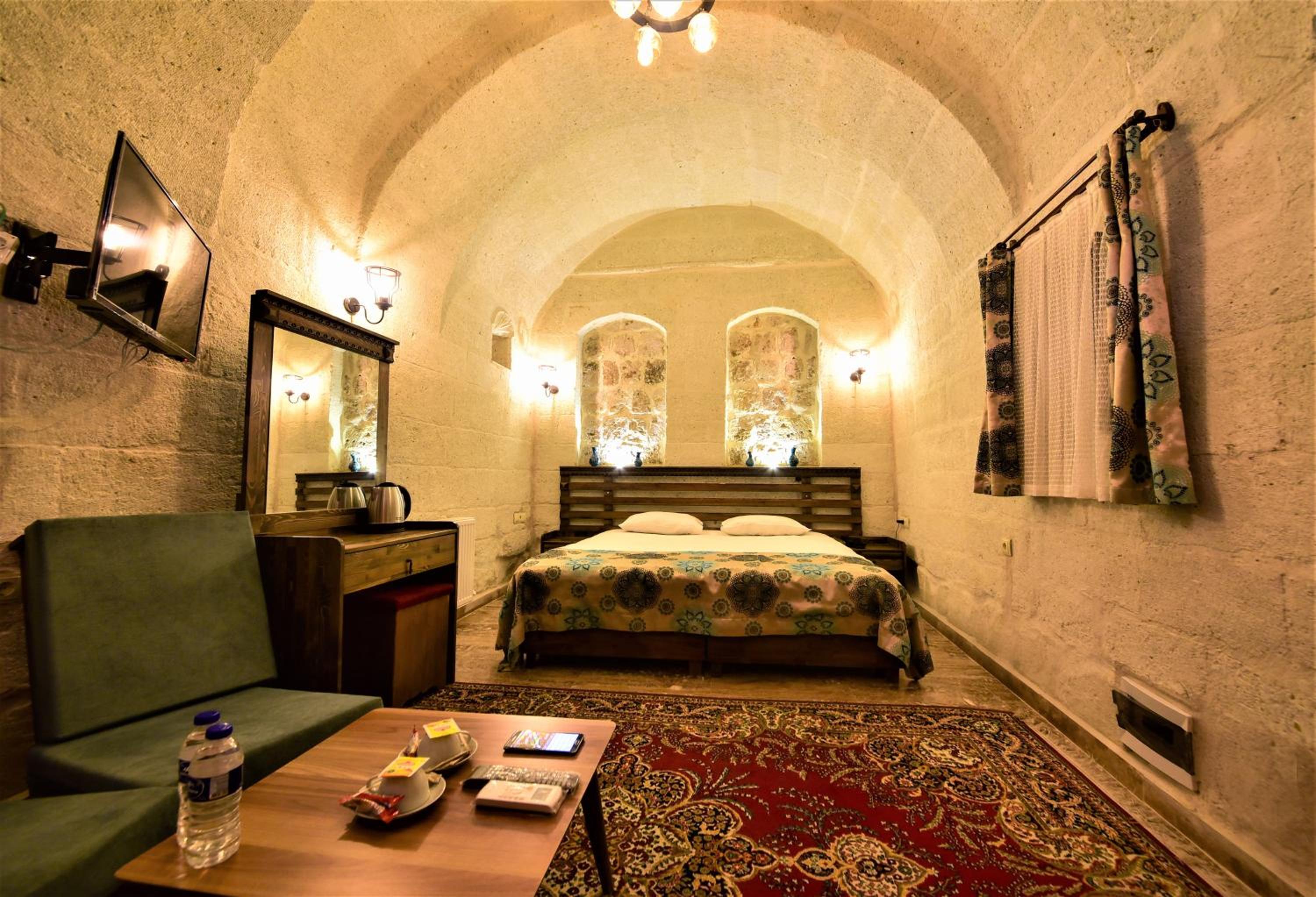 King Room with Spa Bath - Photo 7
