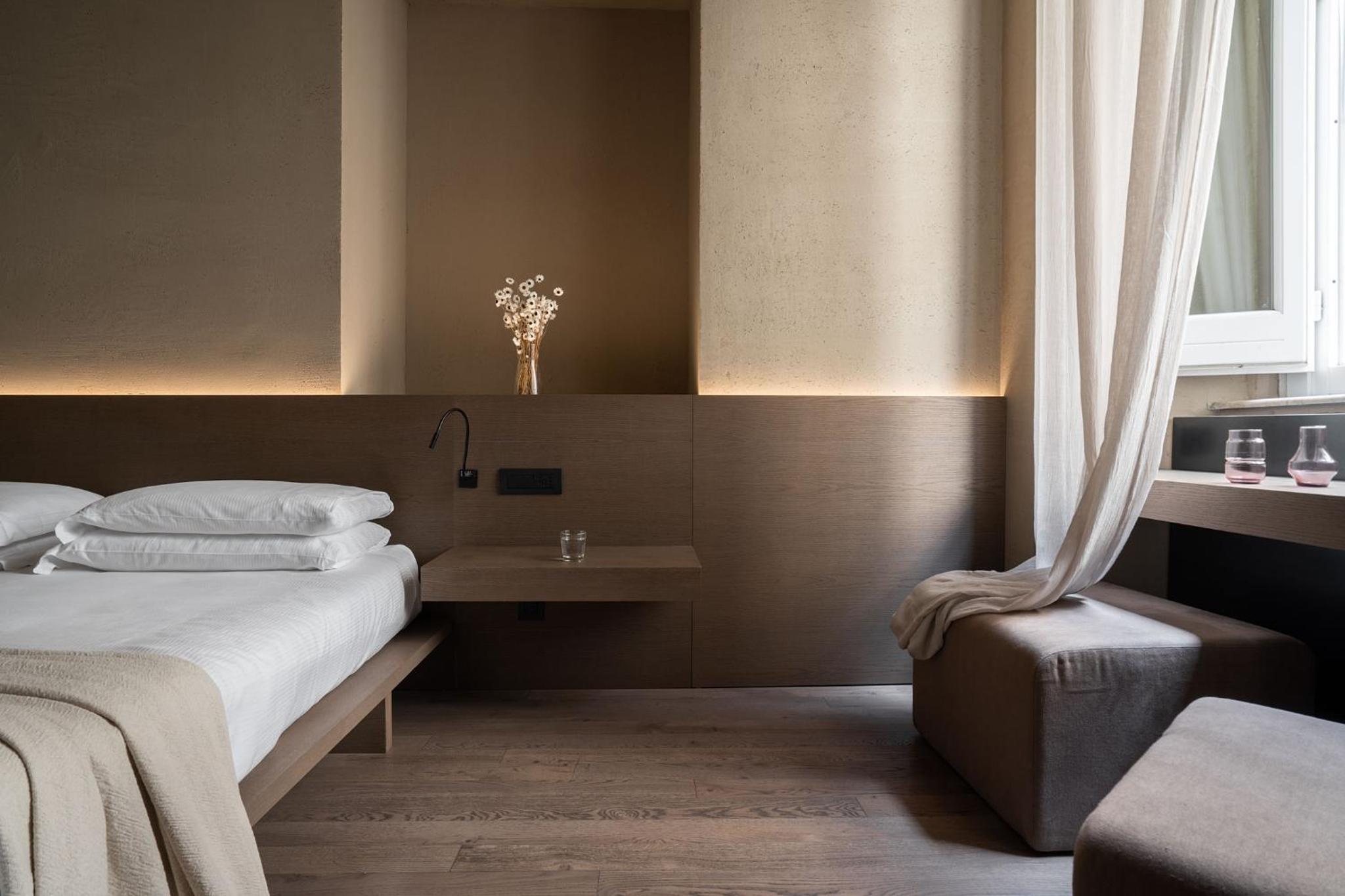 Superior Double Room photo 2