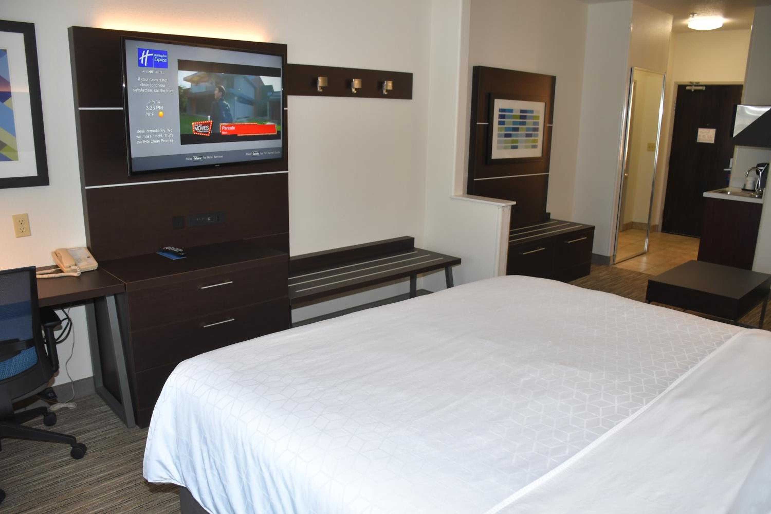 King Suite with Sofa Bed - Photo 1
