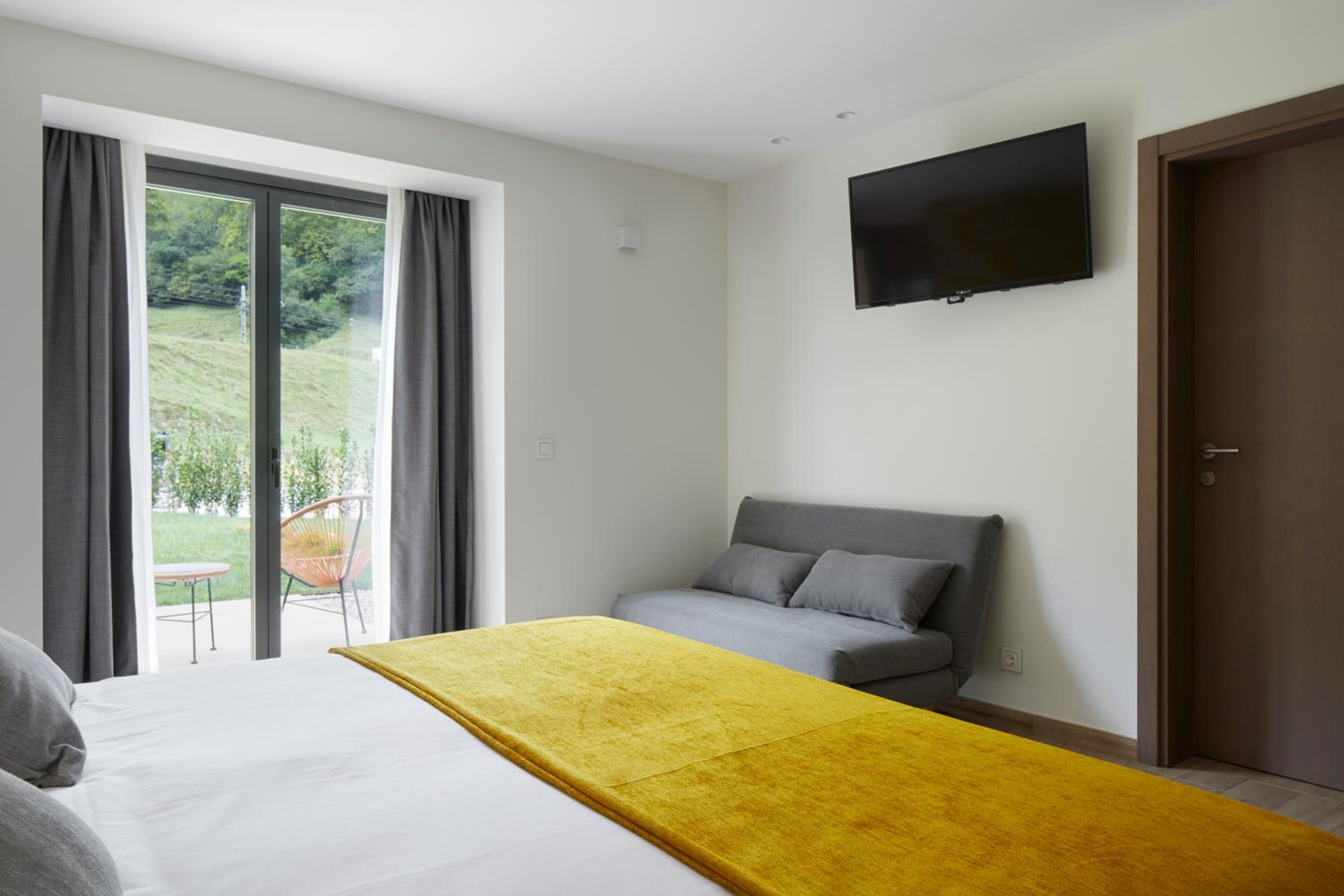 Triple Room with Terrace photo 2