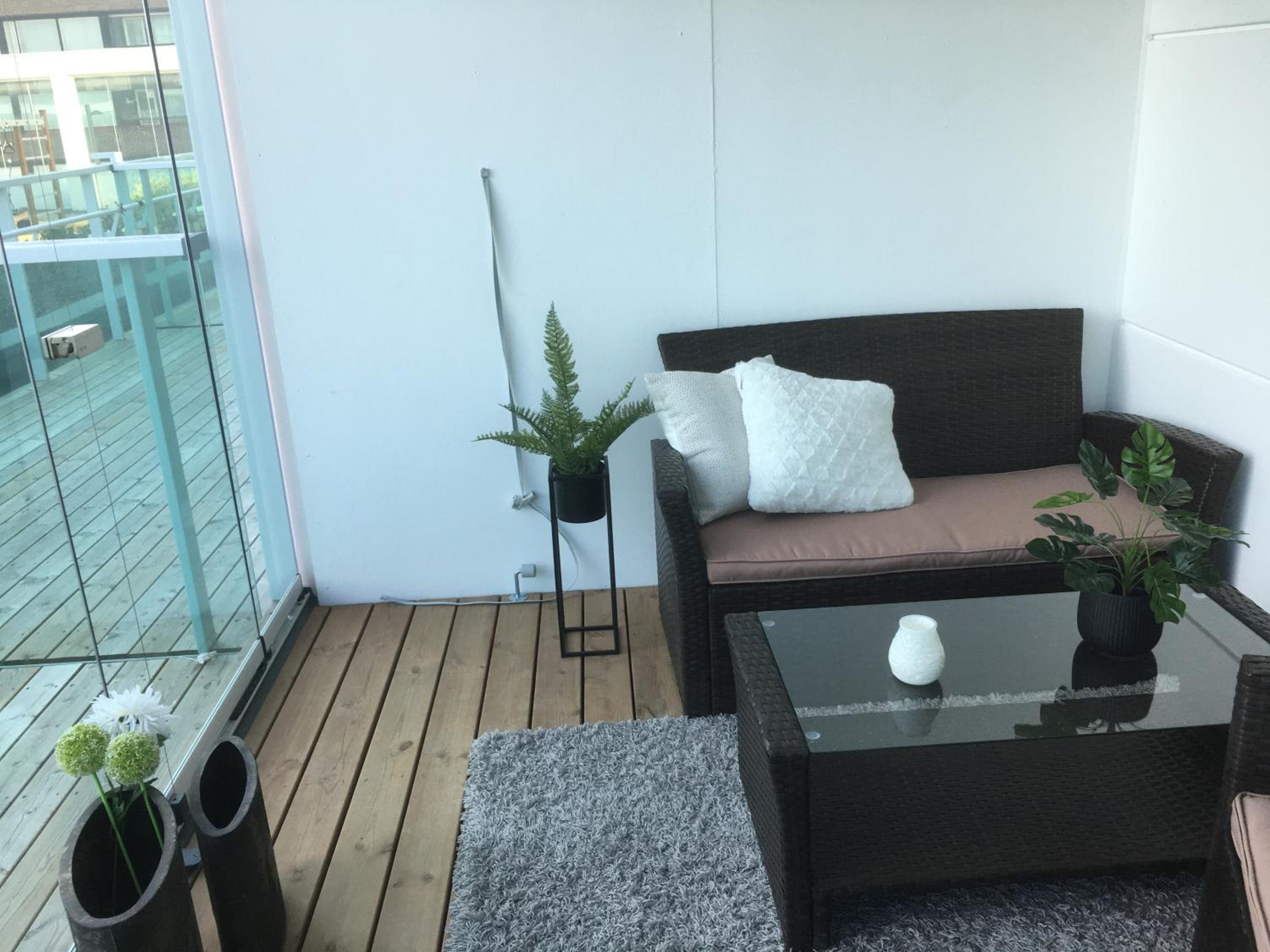 Two-Bedroom Apartment - Photo 22