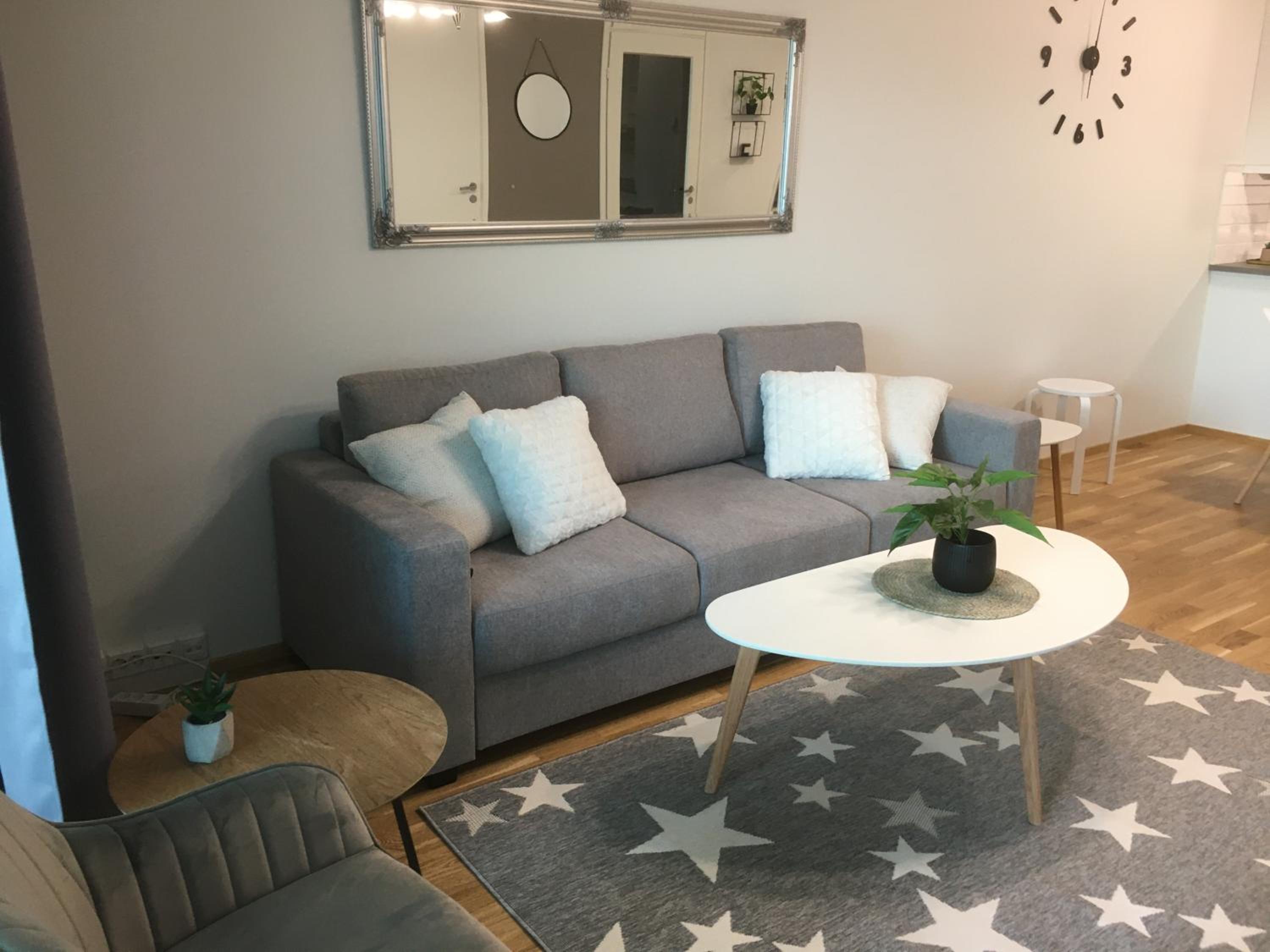 Two-Bedroom Apartment - Photo 27