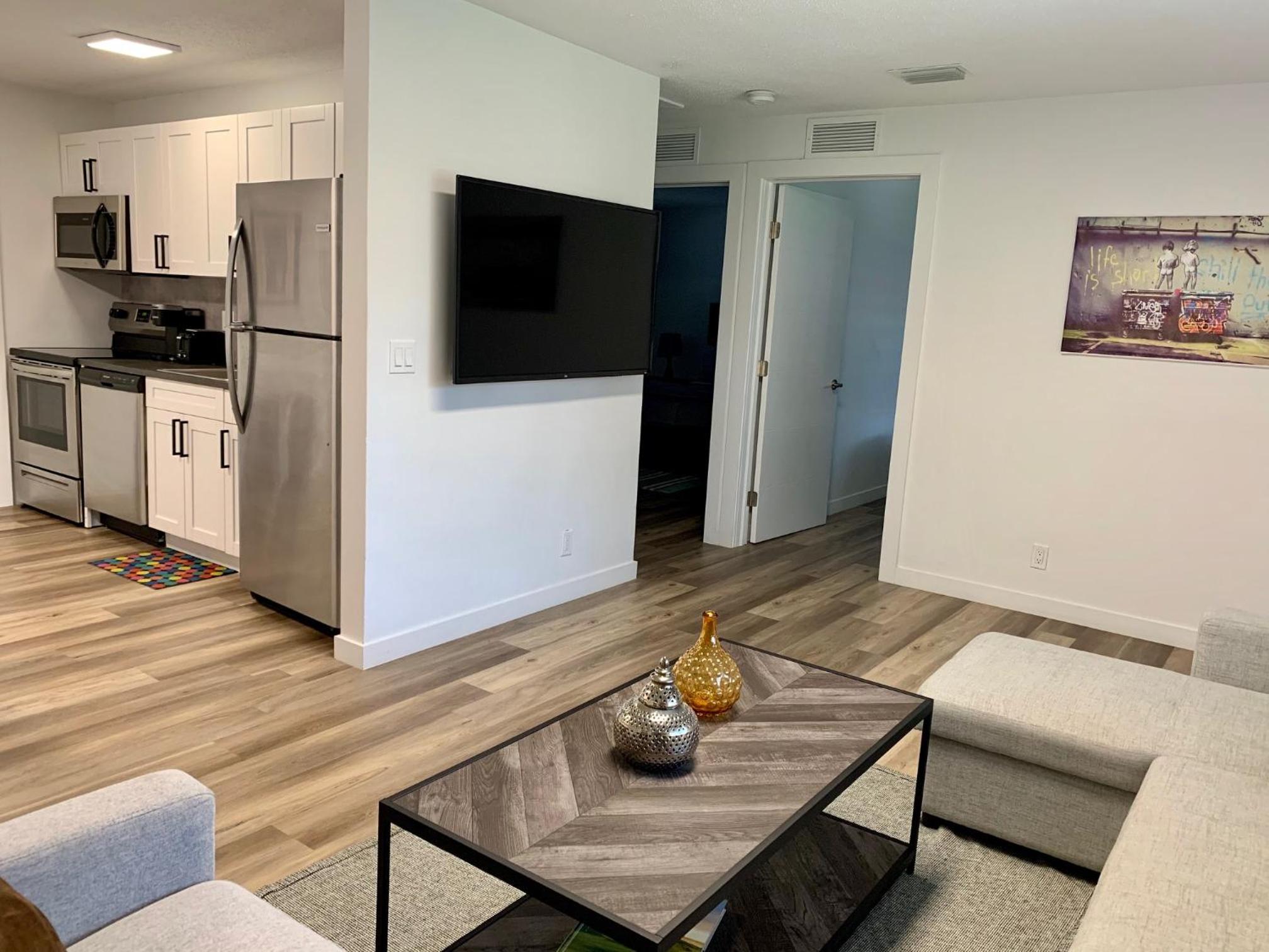 Two-Bedroom Apartment - Photo 17