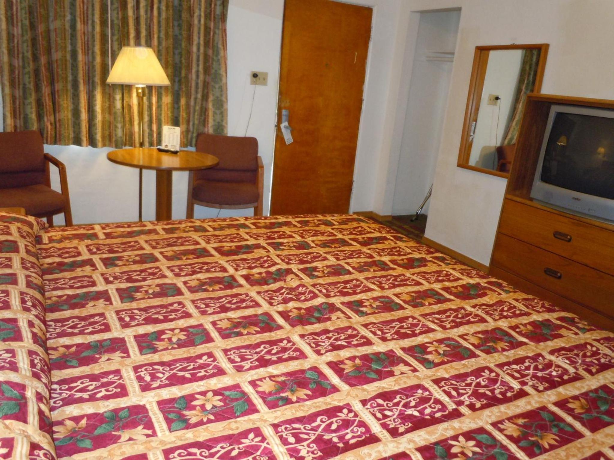 Queen Room
