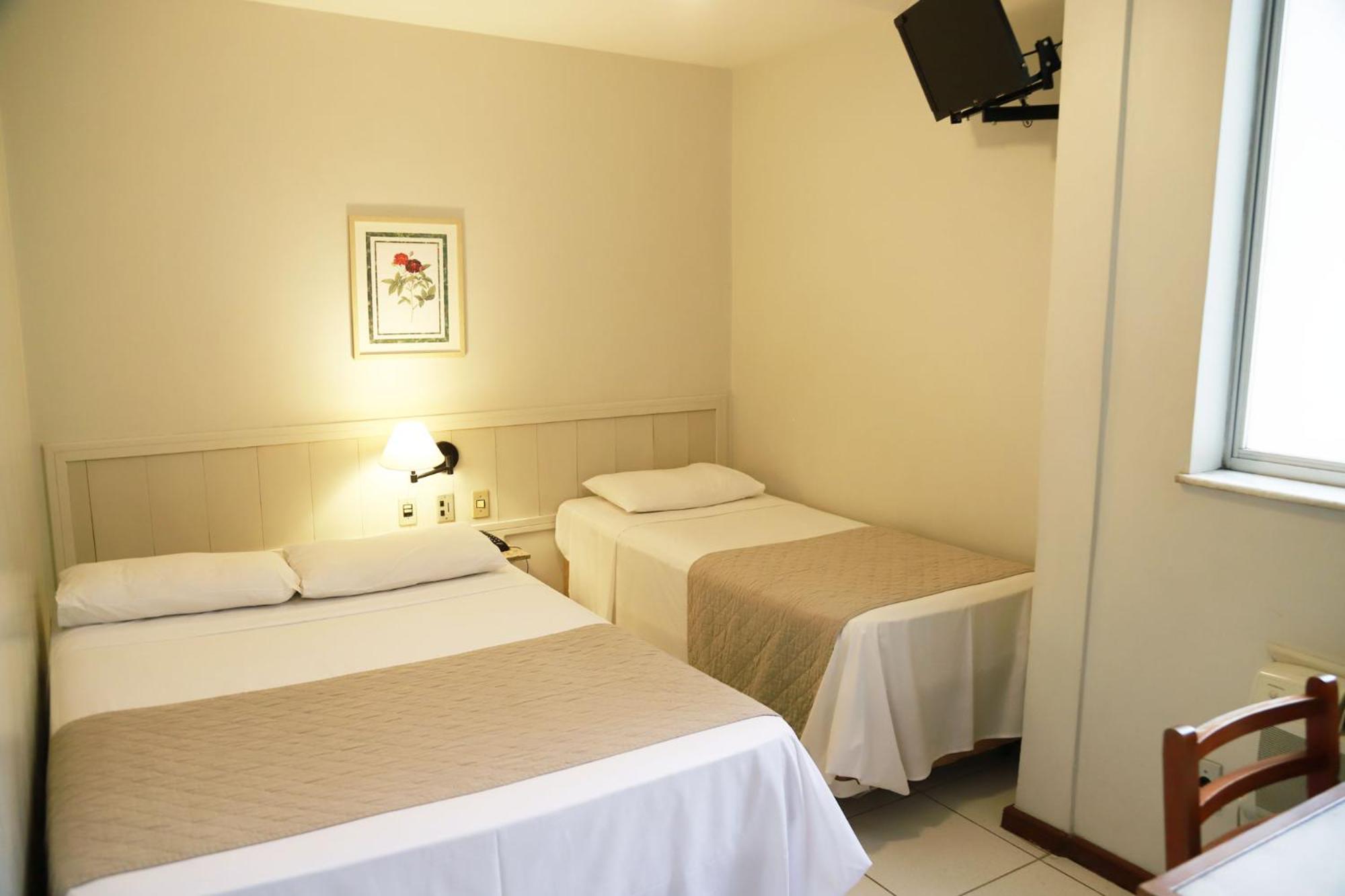 Standard Triple Room photo 2