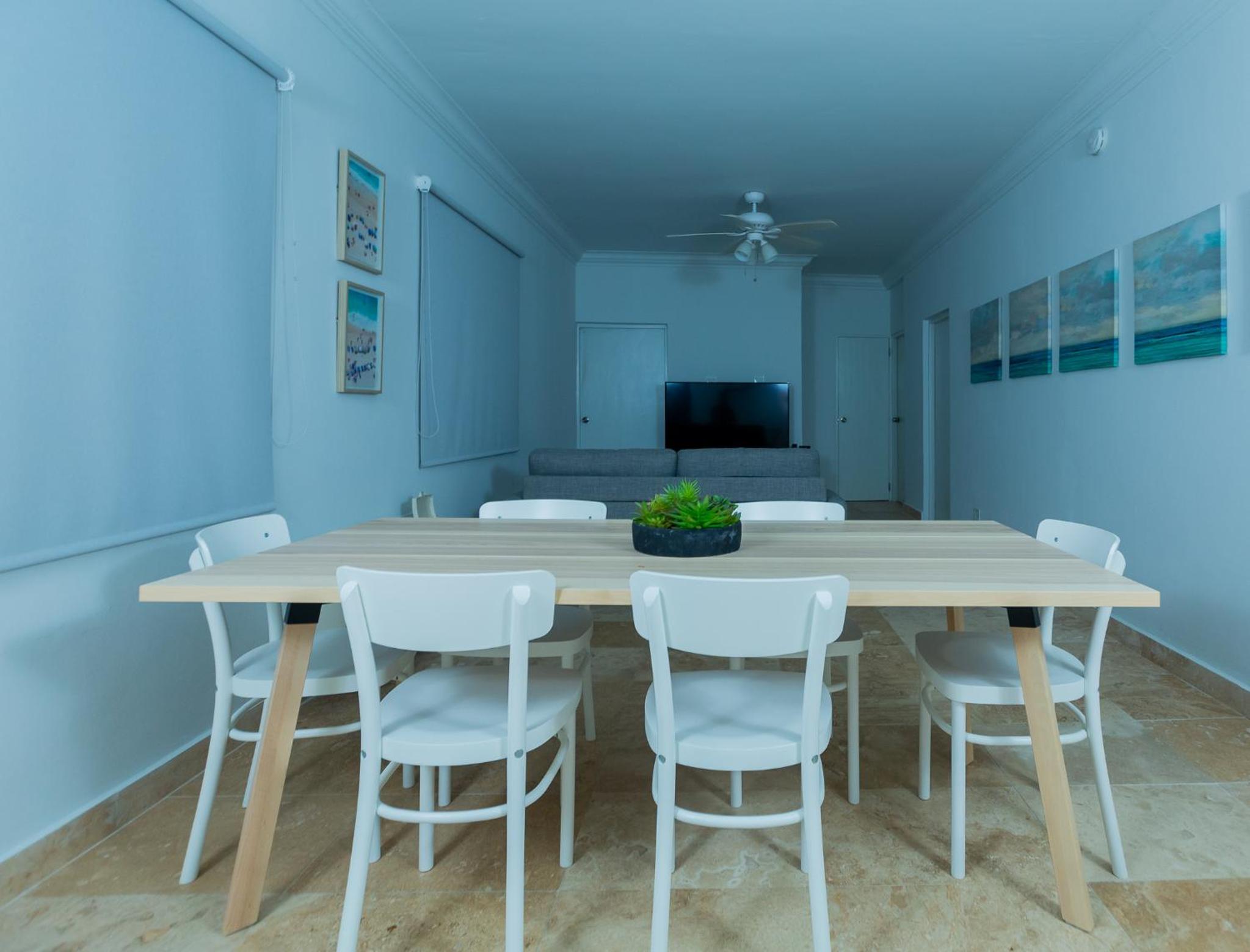 Tryst Deluxe 3 Bedroom Apartment photo 2