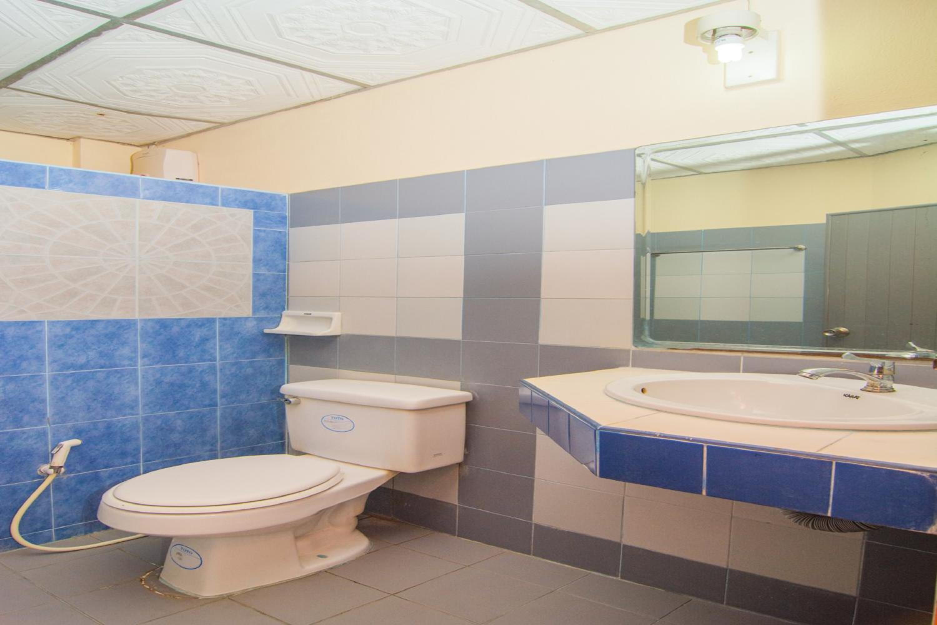 Superior Twin Room - Photo 6
