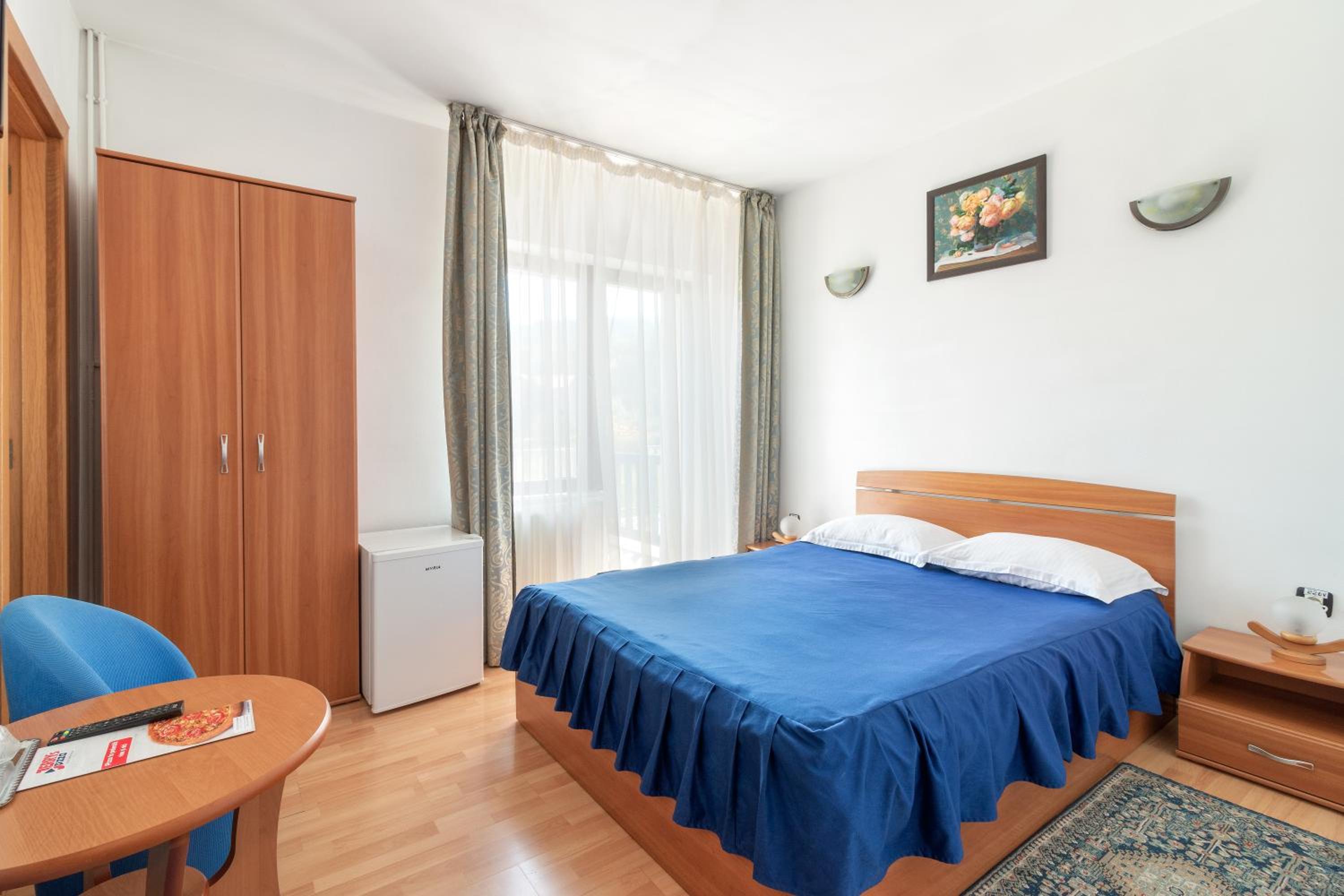 Double Room - Photo 1