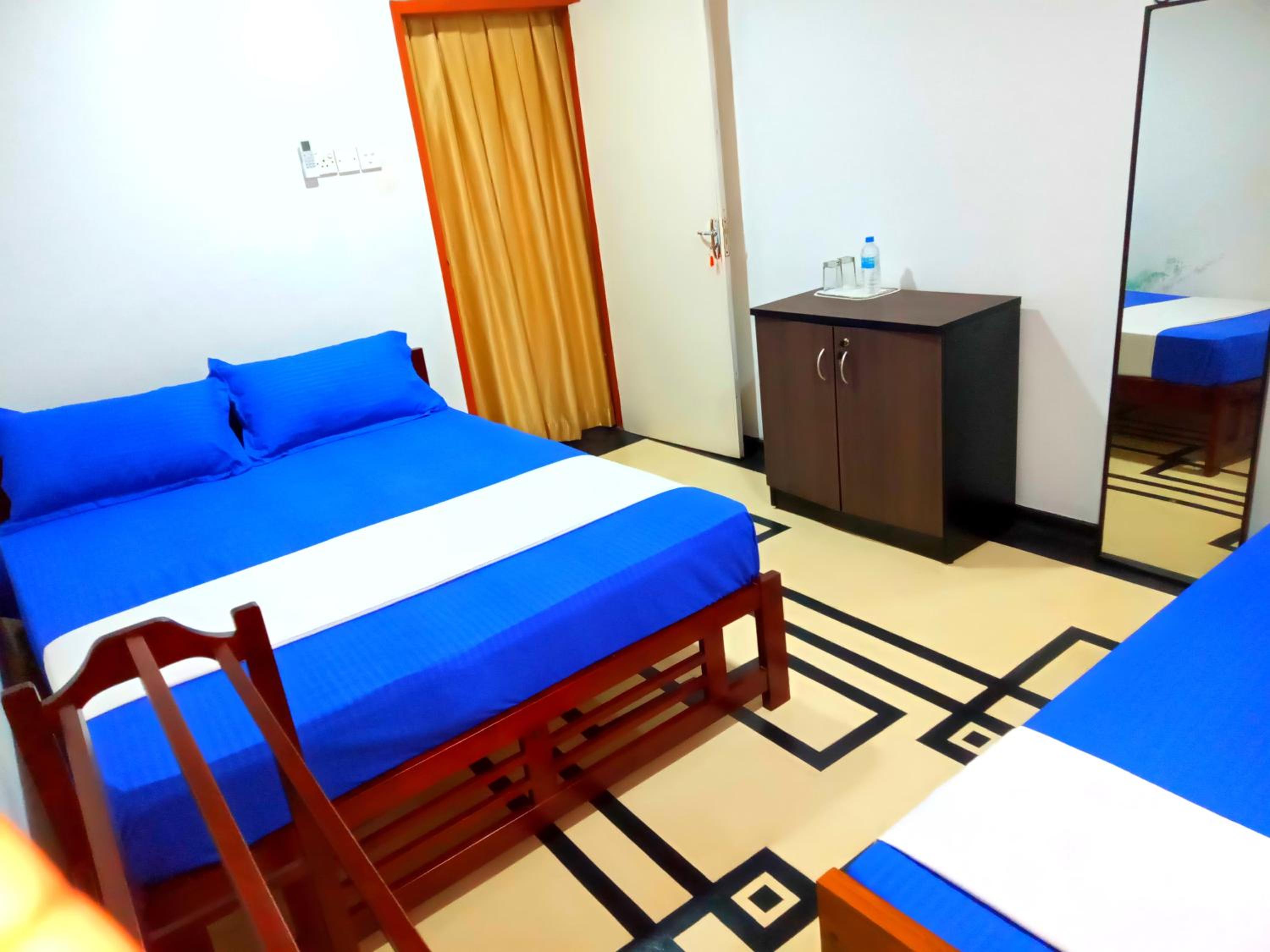 Triple Room with Private Bathroom photo 2