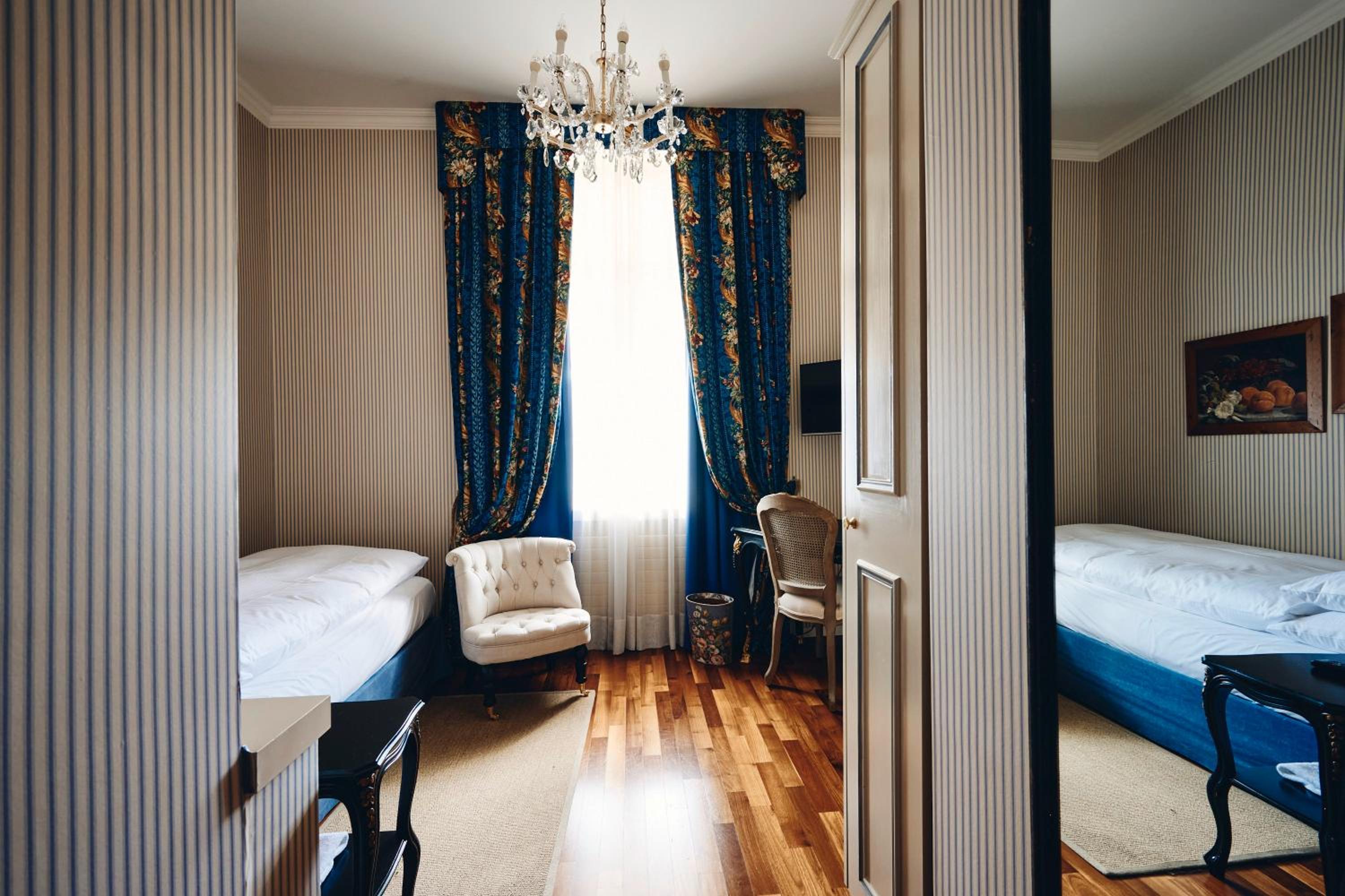 Single Room - Photo 2