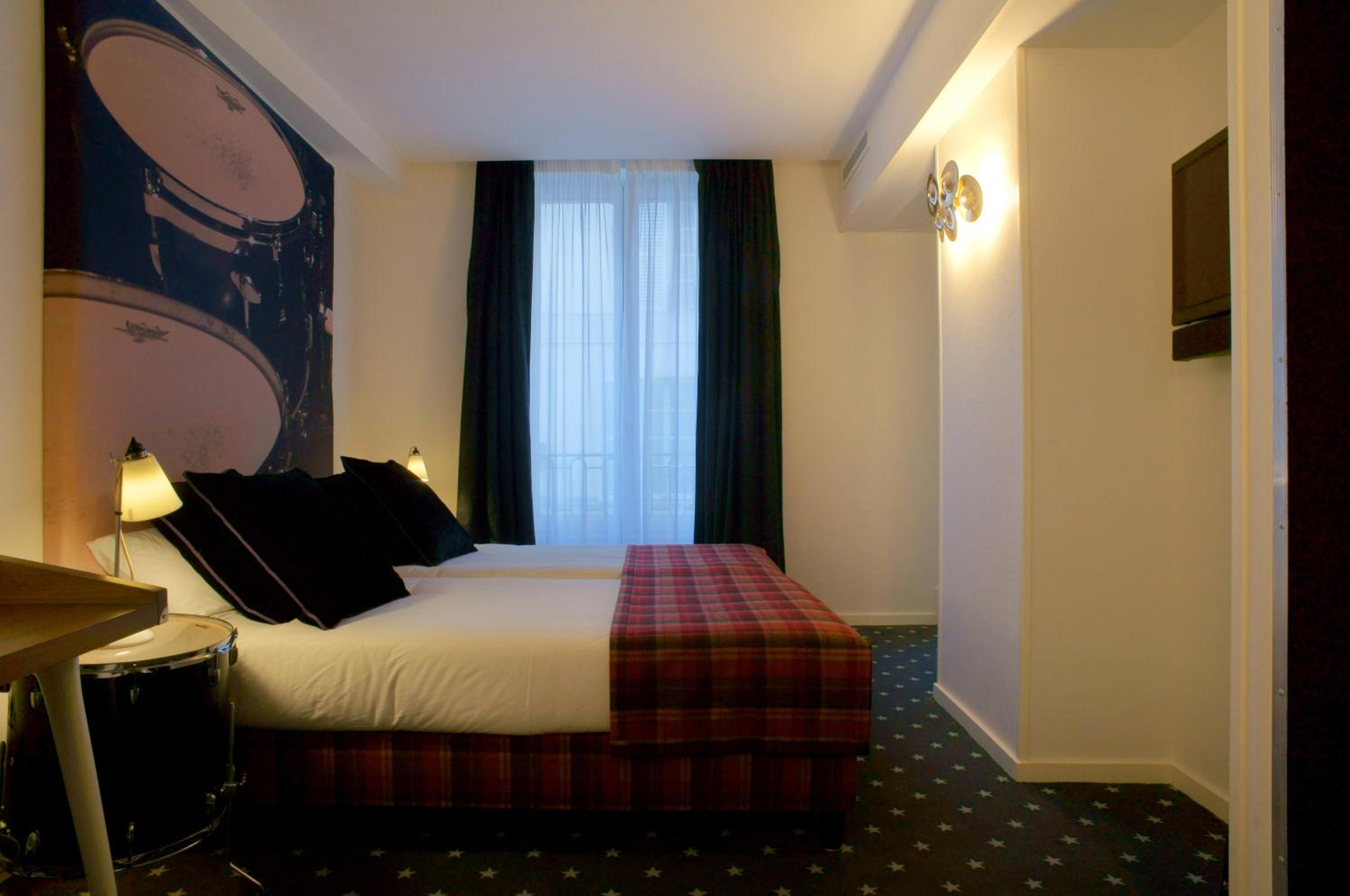 Superior Double or Twin Room photo 2