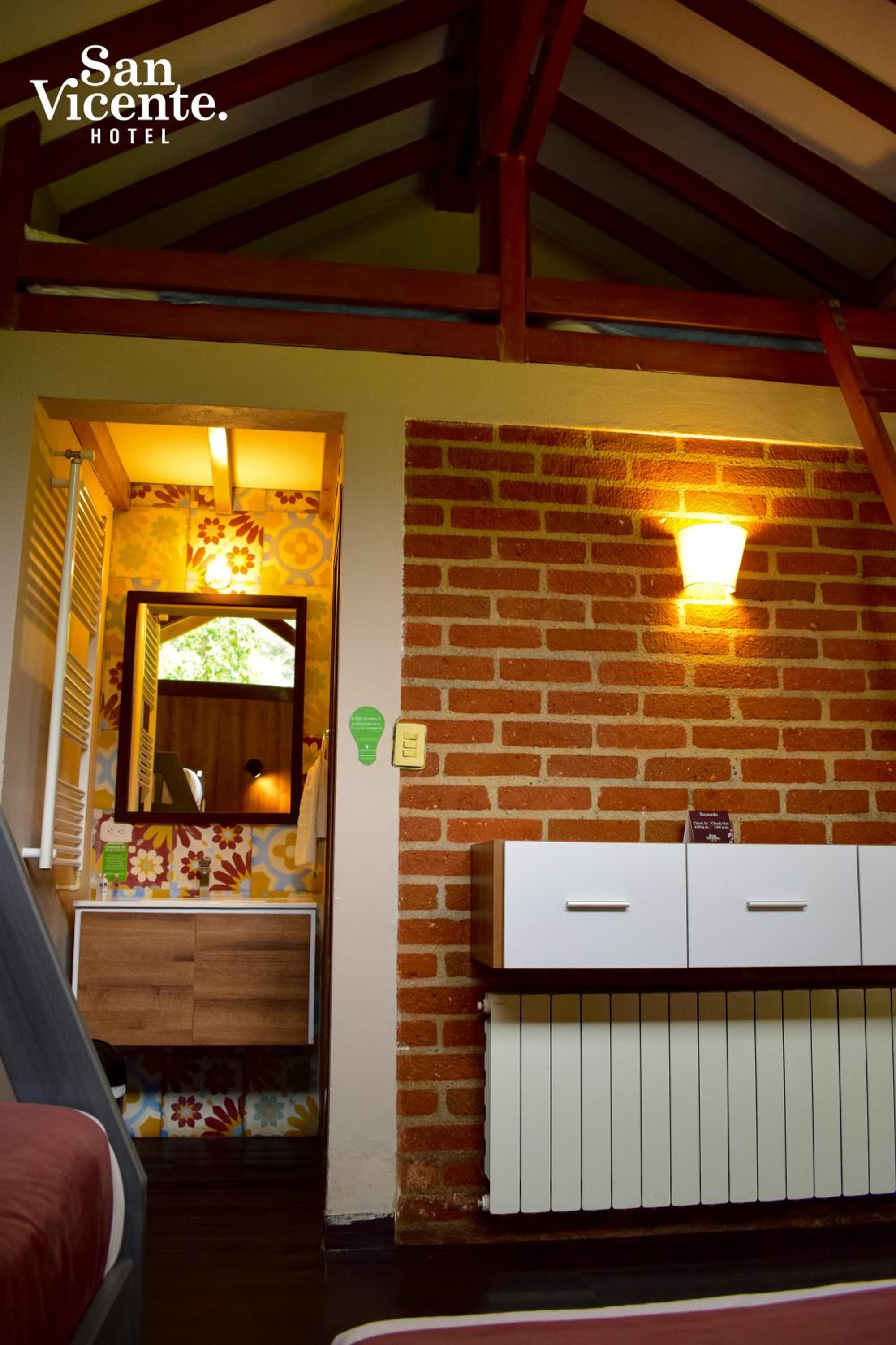 Bungalow (6 Adults) photo 1
