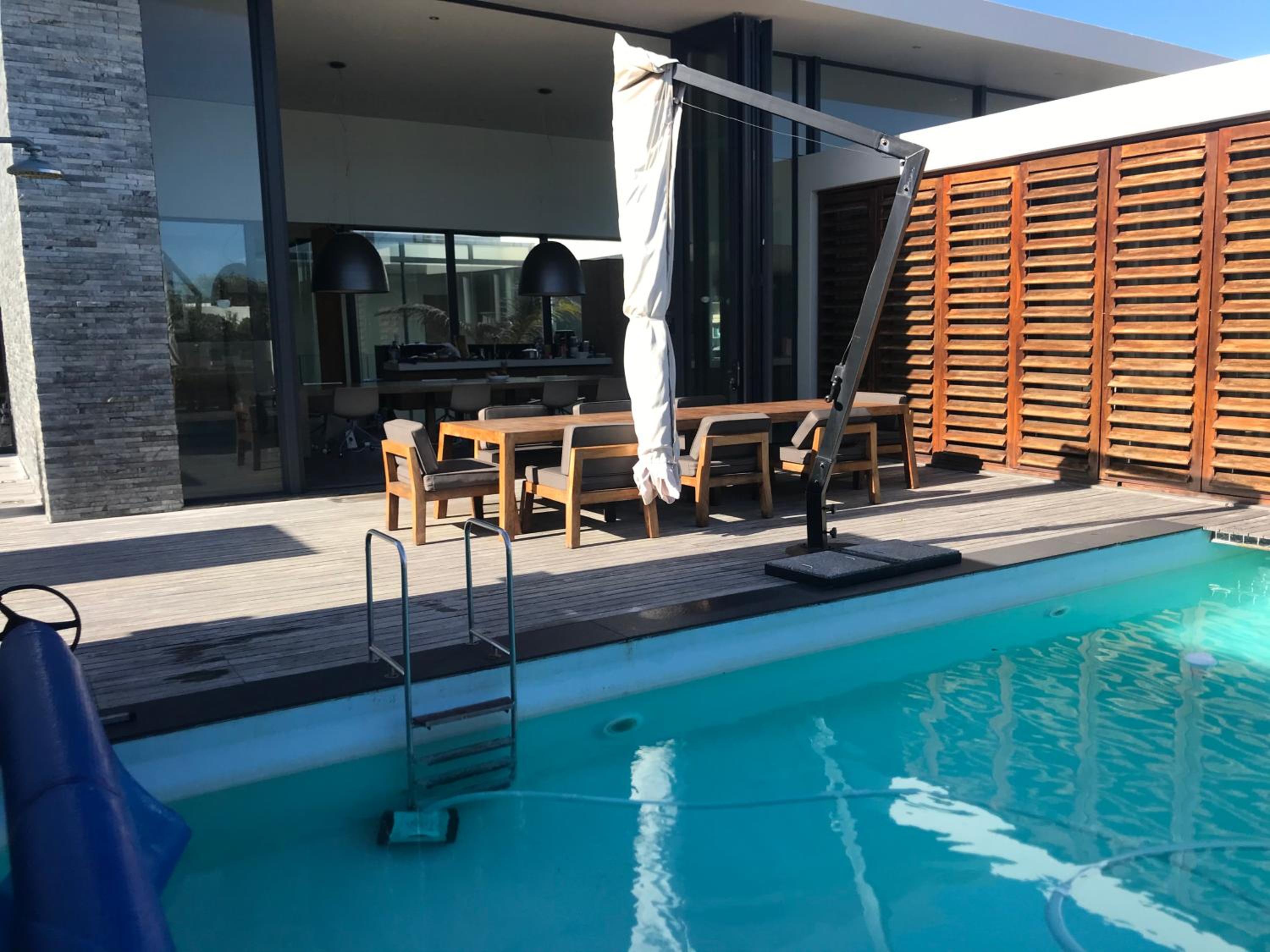 Suite - Photo 8