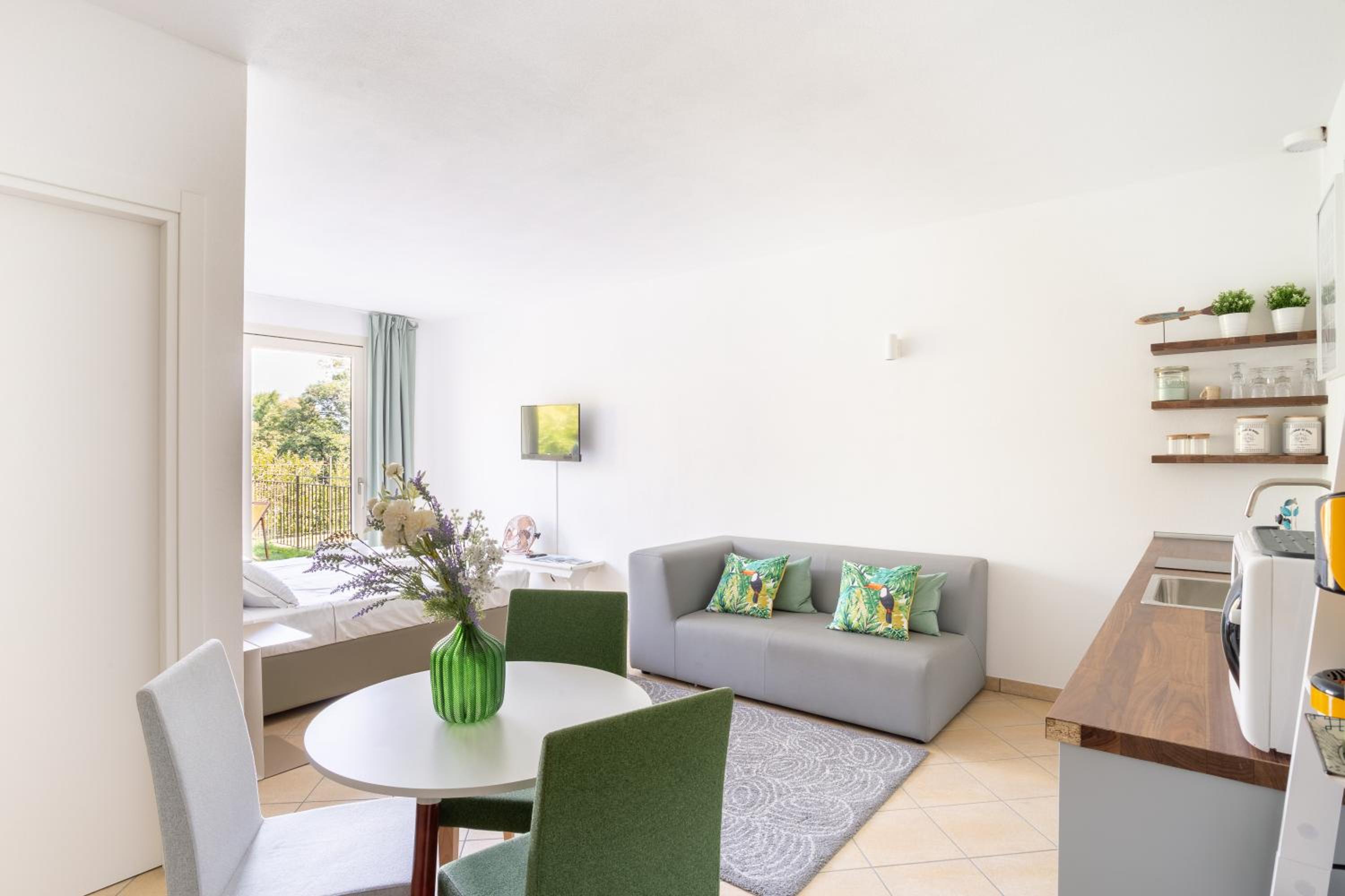 One-Bedroom Apartment