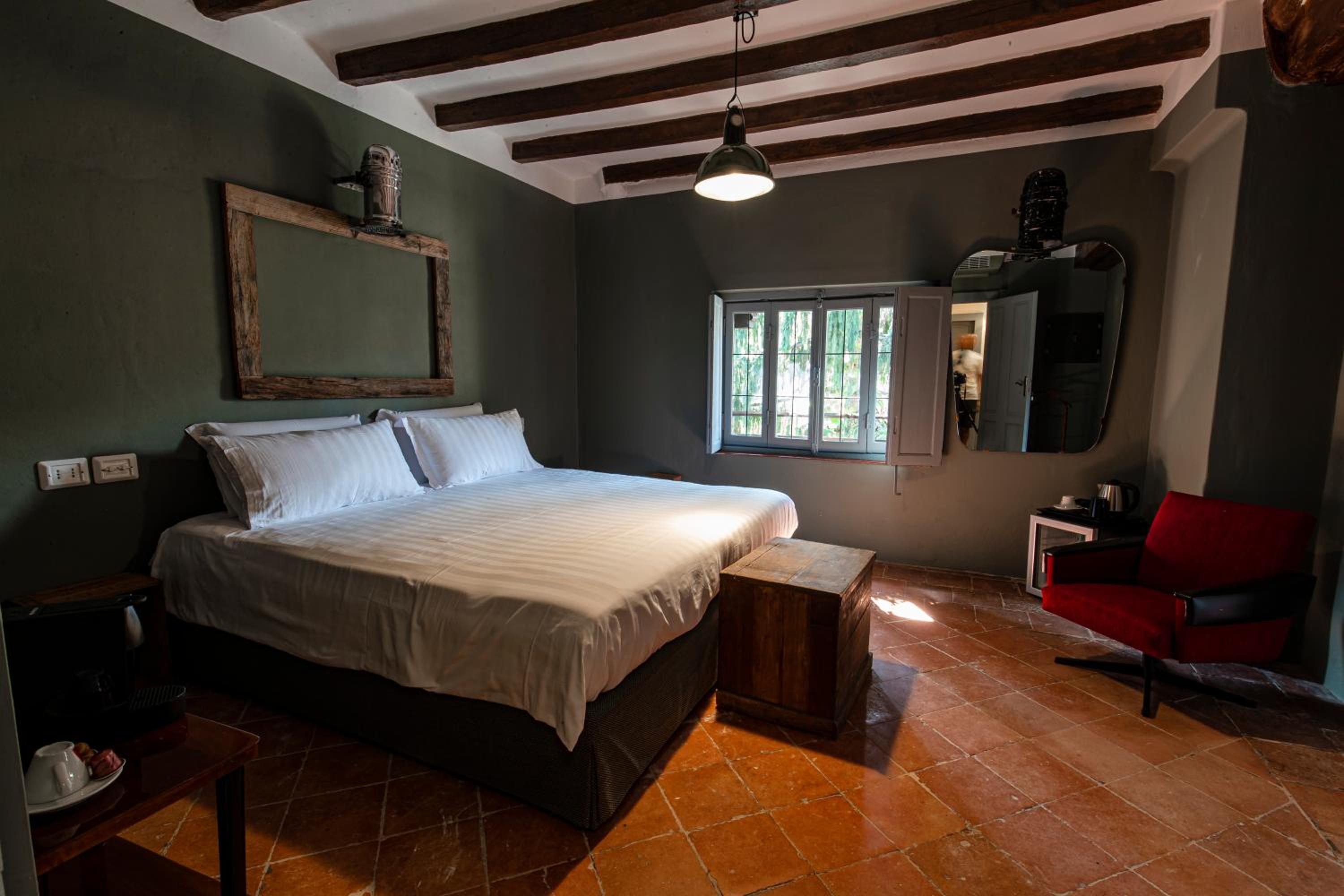 Deluxe Double or Twin Room - Photo 5