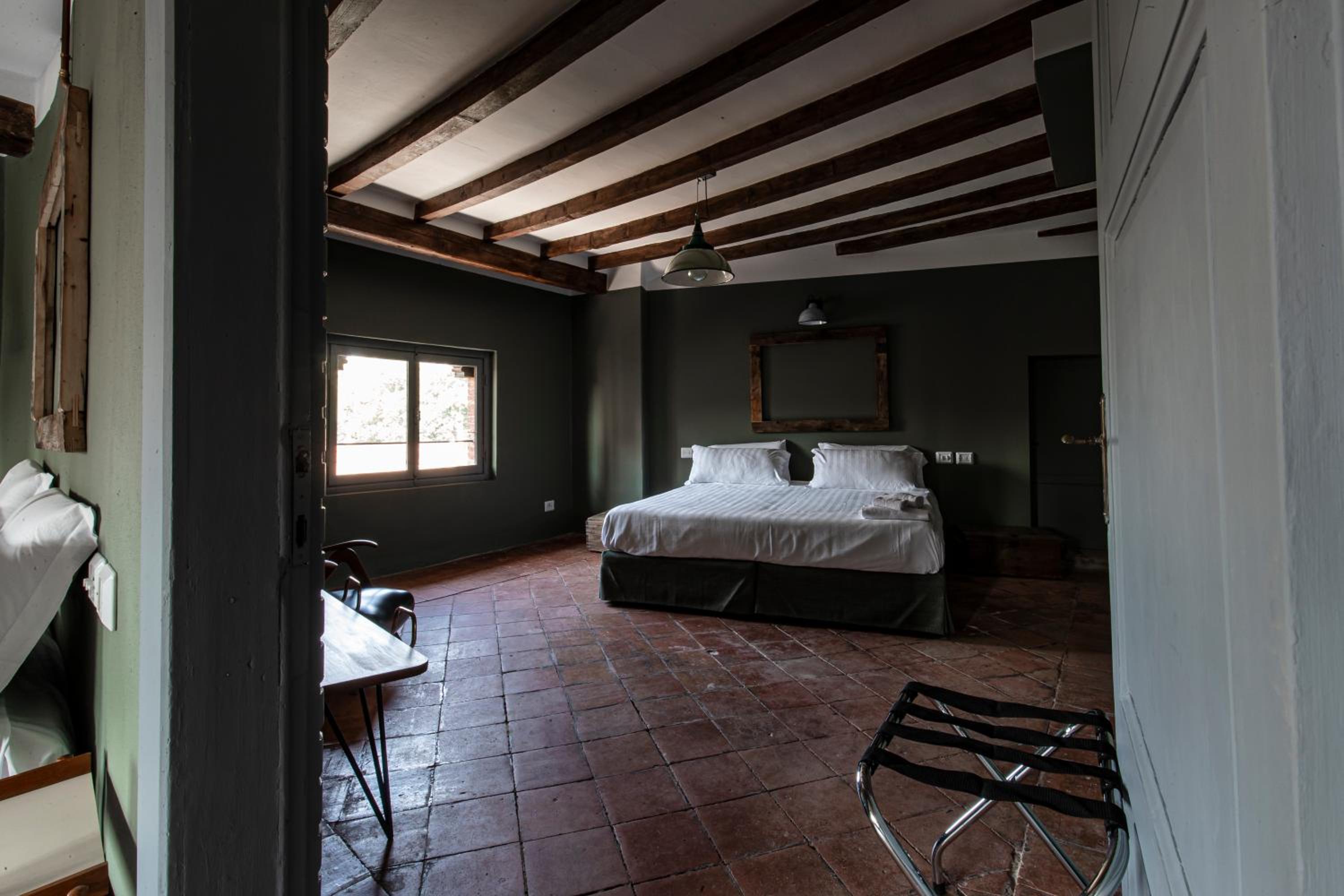 Luxury Quadruple Room - Photo 1