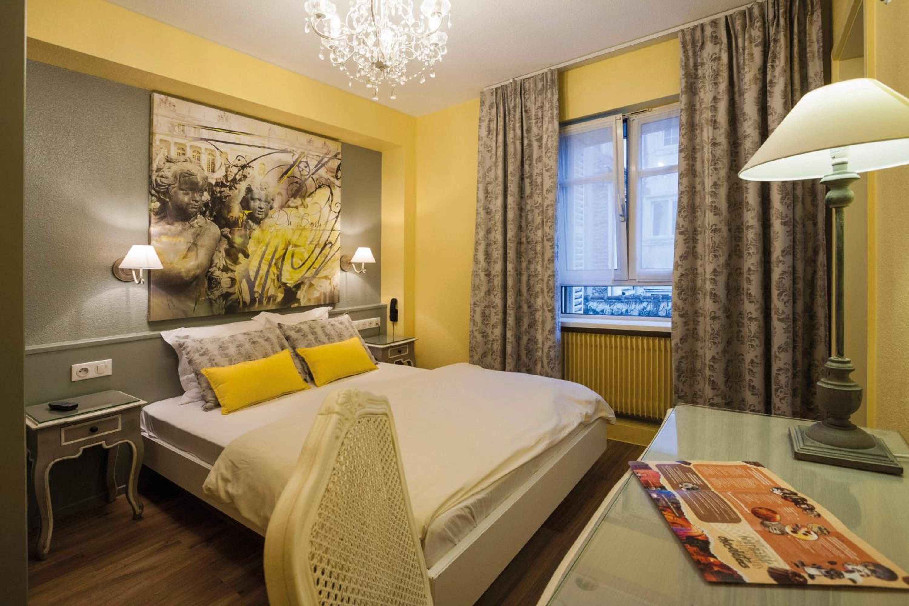 Double Room - Photo 22