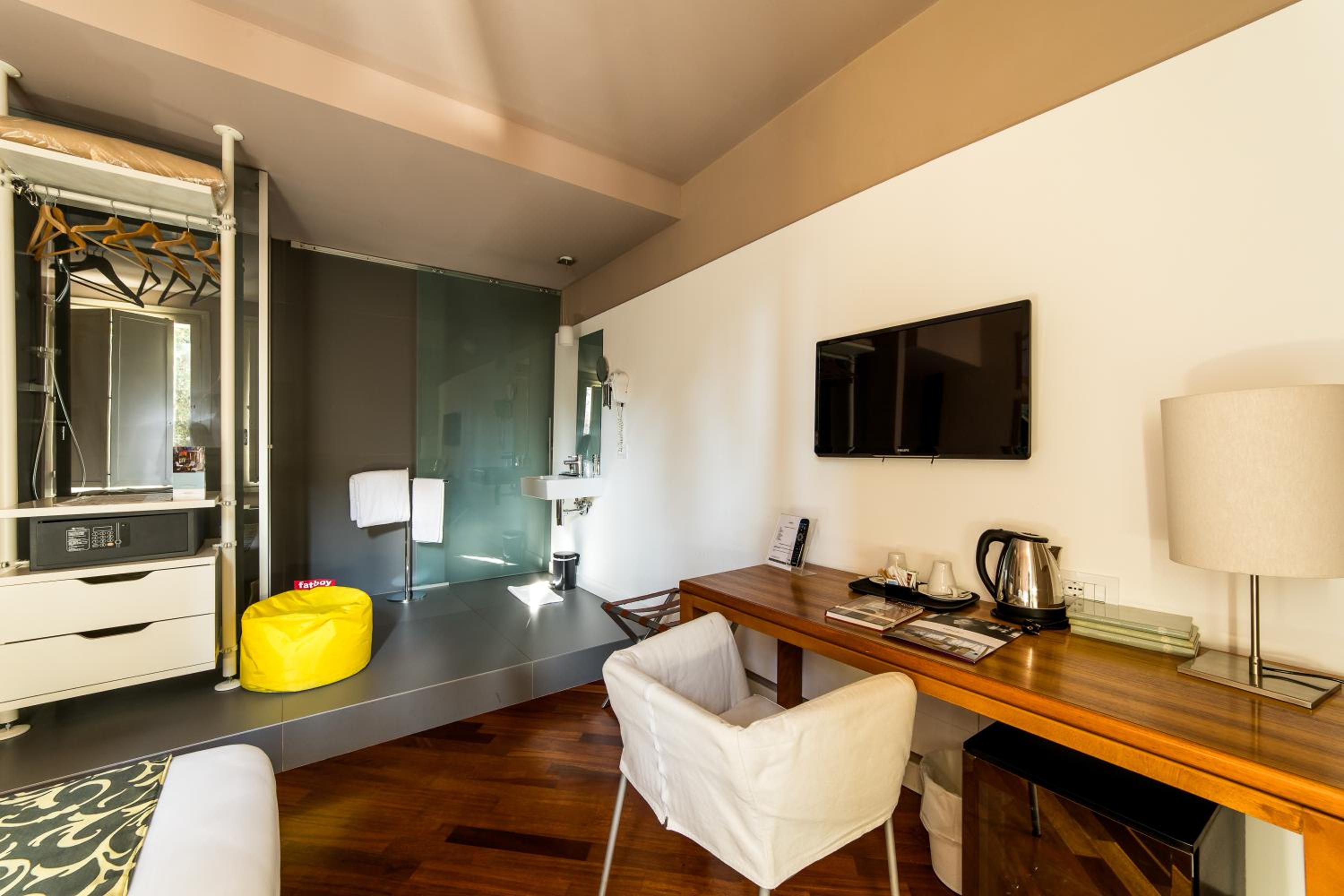 Premium Double or Twin Room - Photo 1