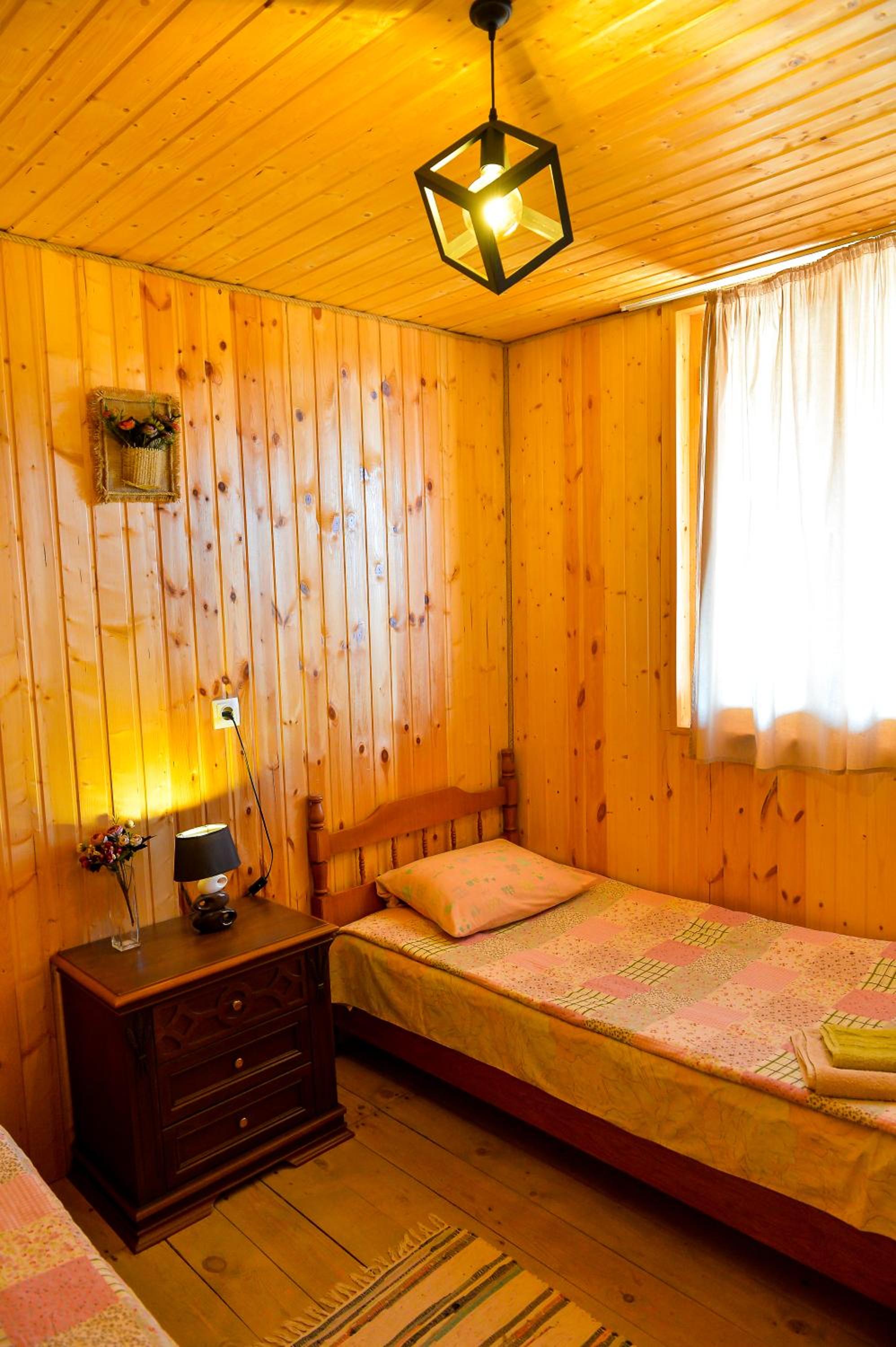 Twin Room With Shared Bathroom And Balcony photo 1