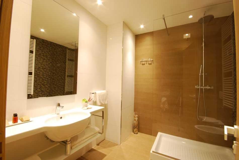 Superior Quadruple Room with Sea View photo 3