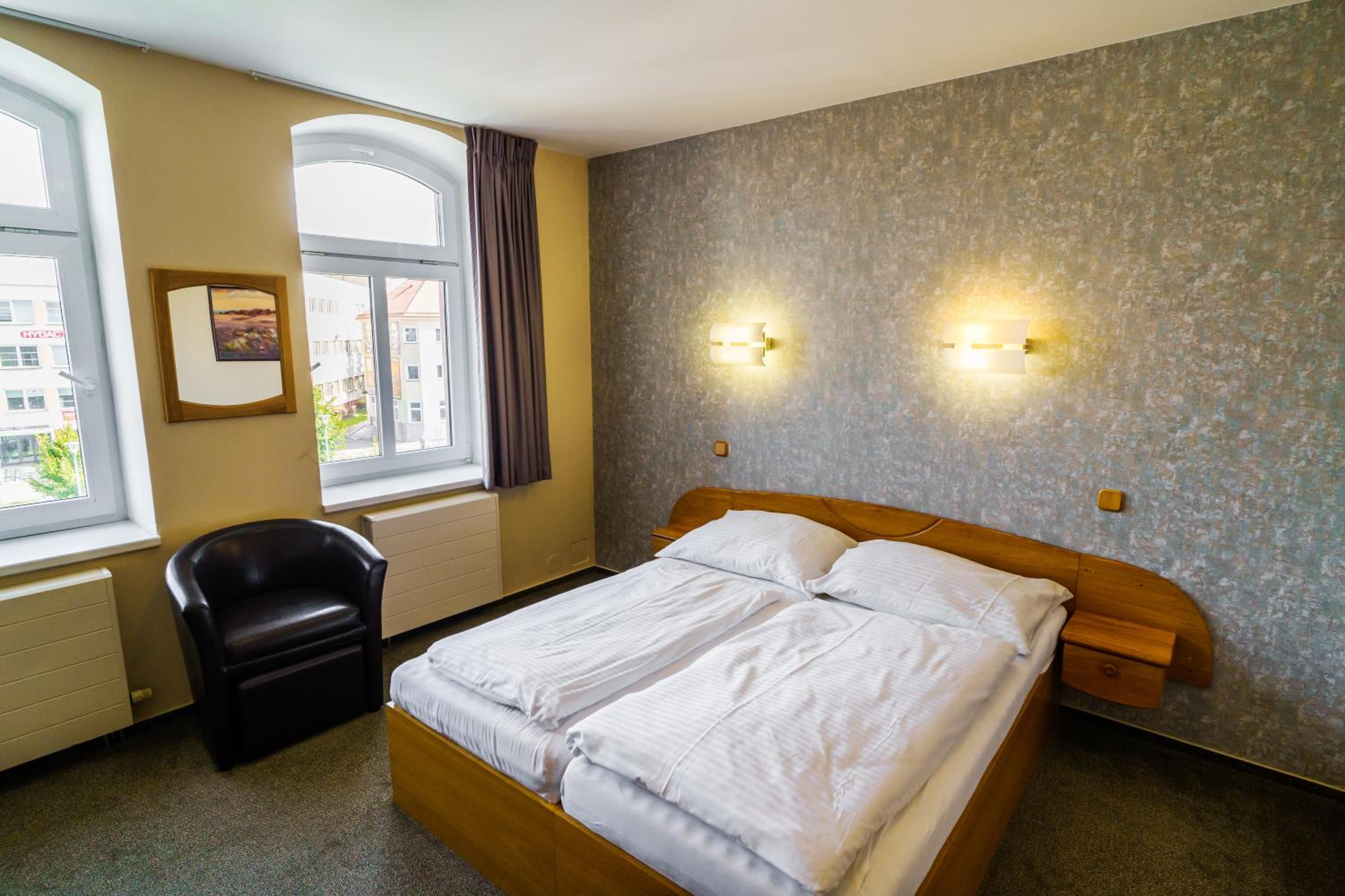 Double Room - Photo 3