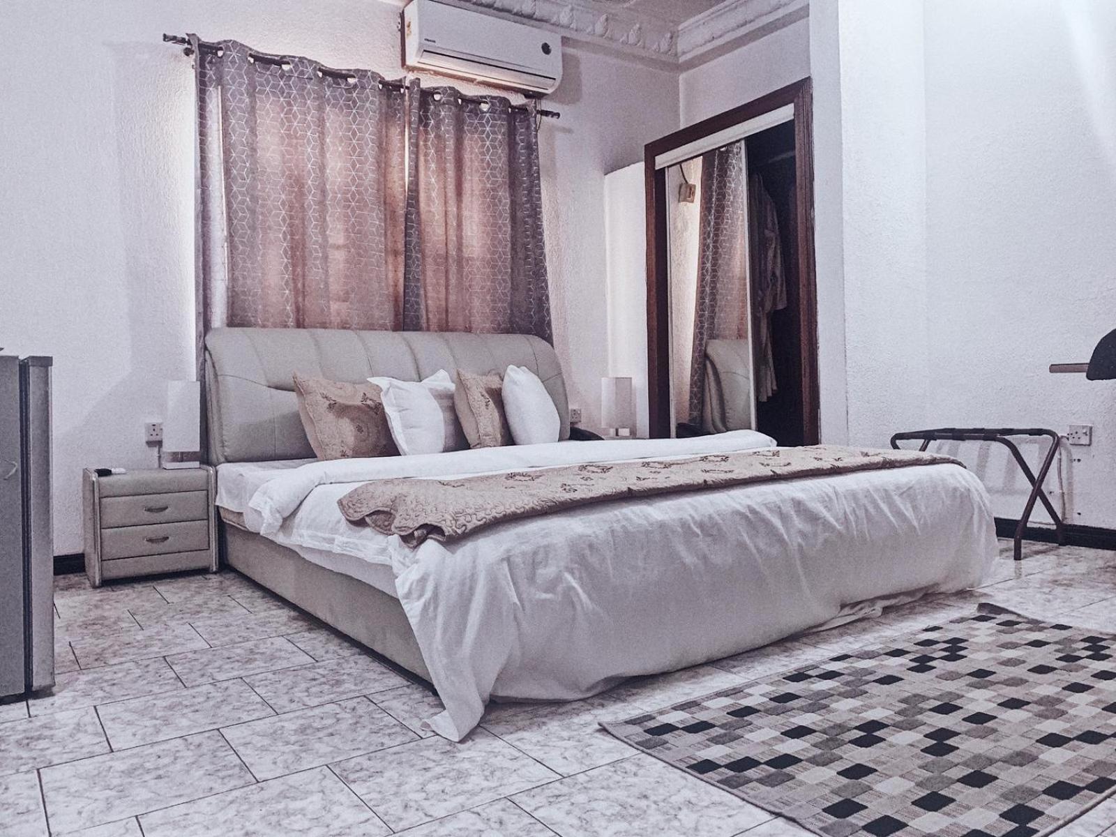 Suite (2 Adults) photo 1